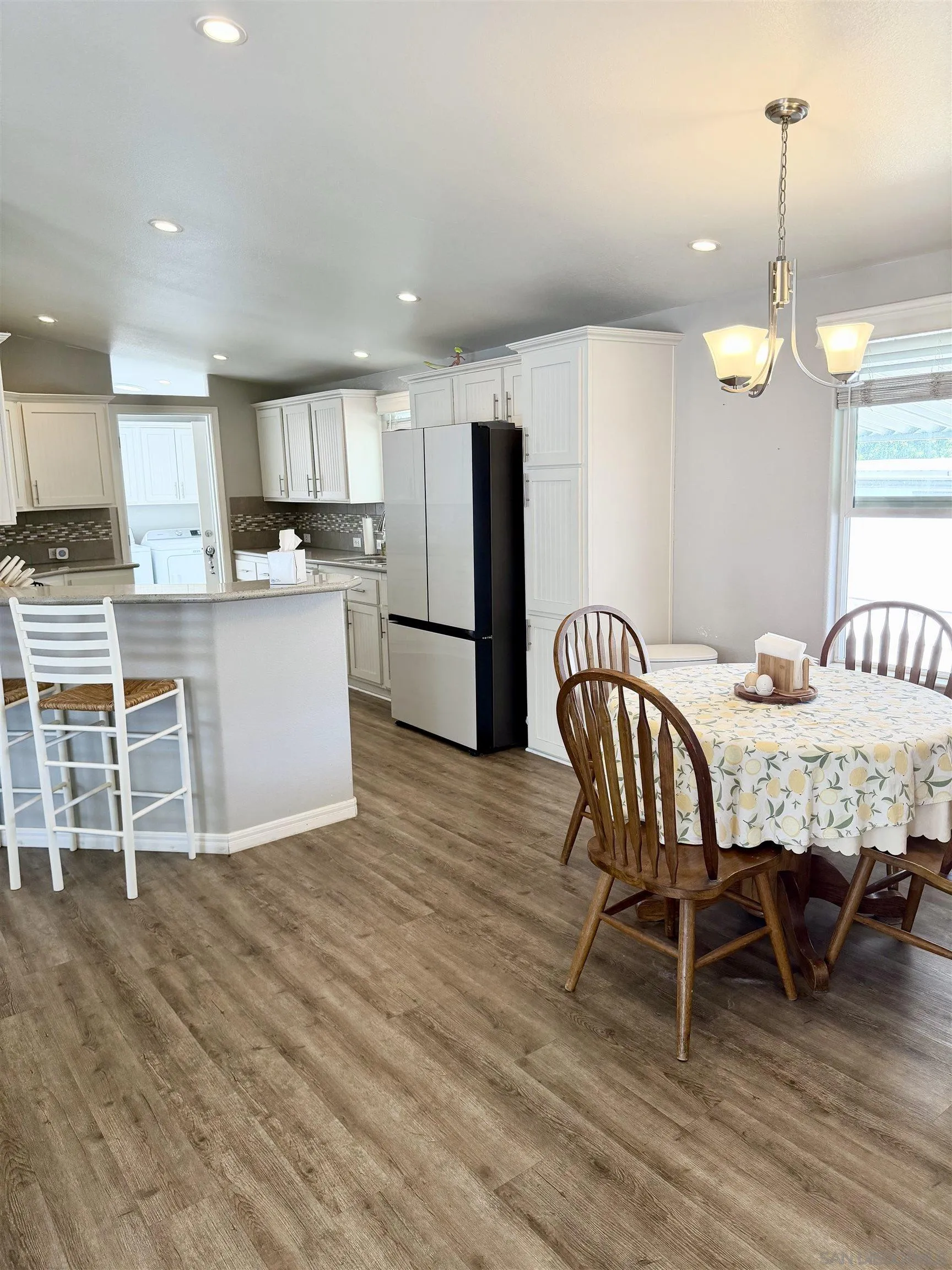 https://cdn.realtyfeed.com/cdn/127/260014390/3164366bf36ee5c54d0e68ca9760242e.webp