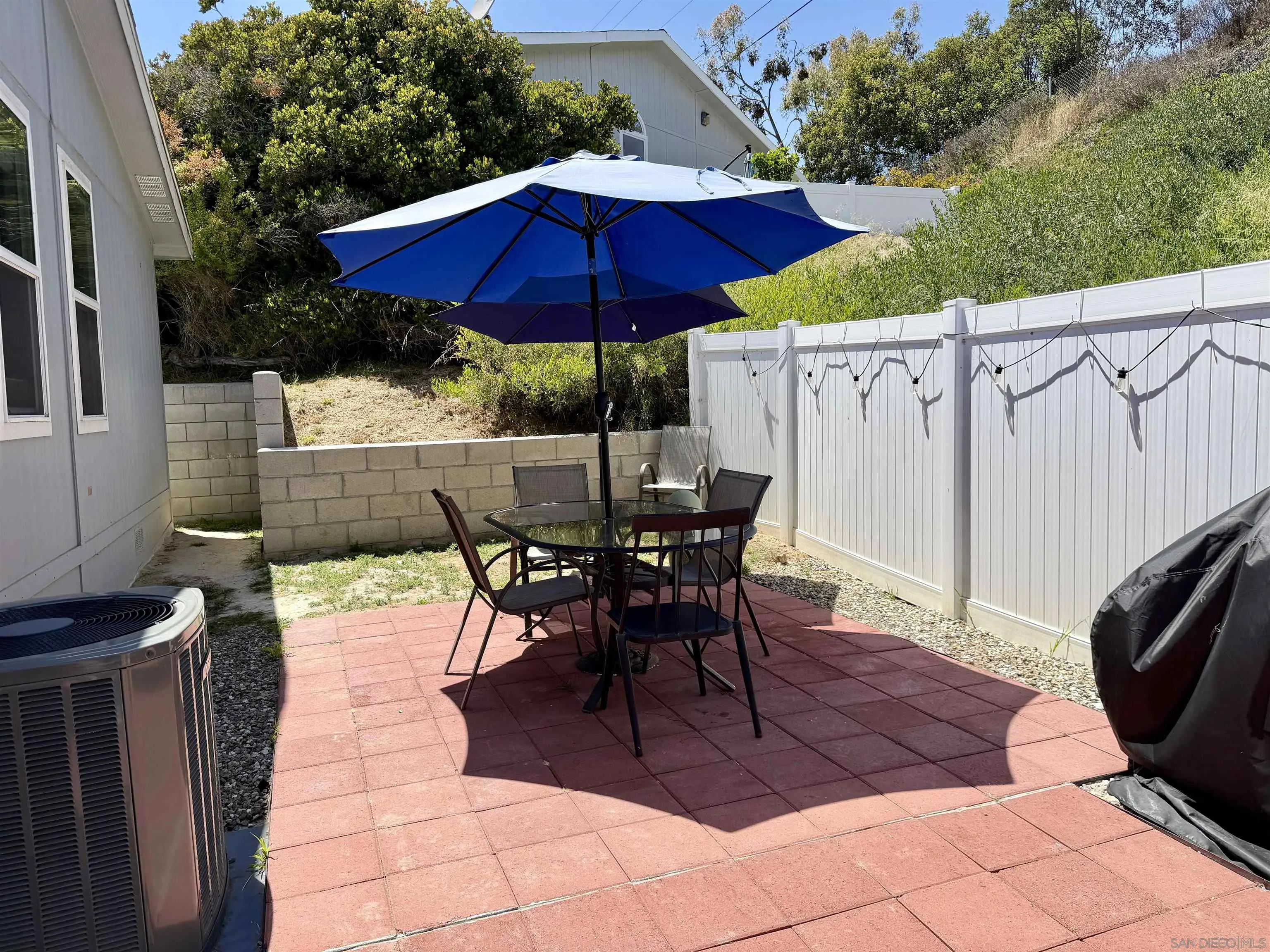 https://cdn.realtyfeed.com/cdn/127/260014390/514538650e4e71a2bc468bde417d38b1.webp