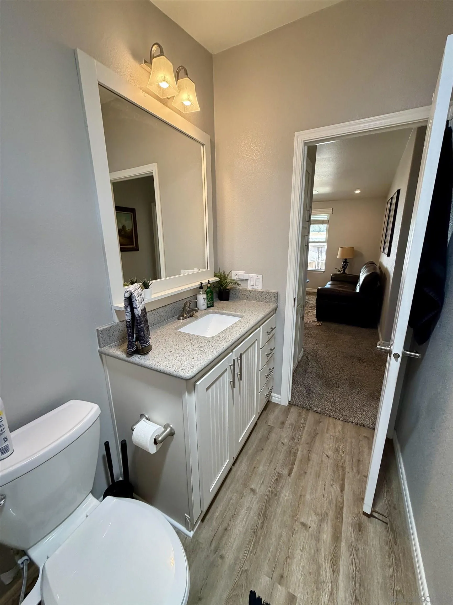 https://cdn.realtyfeed.com/cdn/127/260014390/76fc55f354e73ad369ba1a7c07a56237.webp