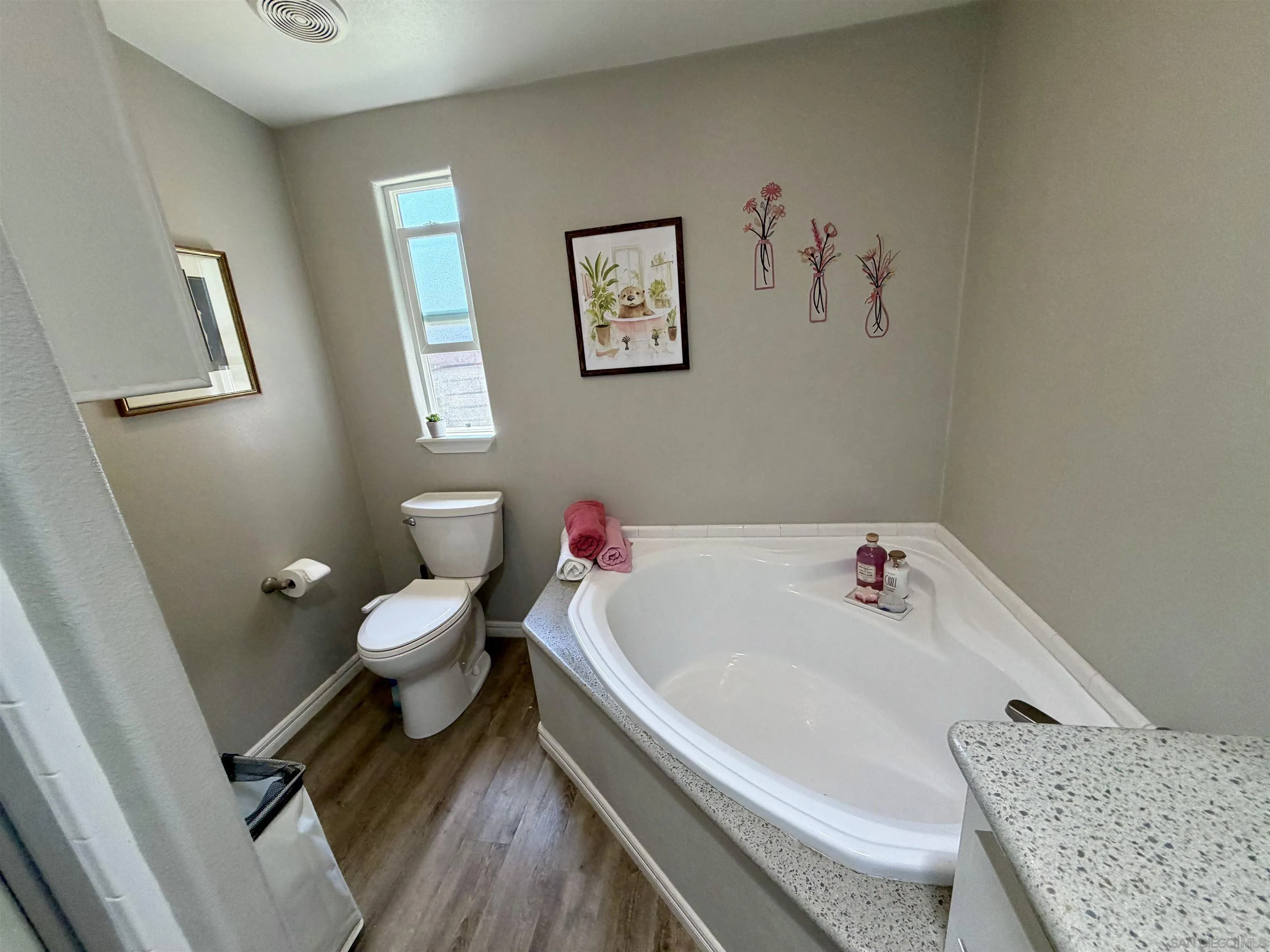 https://cdn.realtyfeed.com/cdn/127/260014390/f9d20501476bc805535f2fc37d8394ba.webp