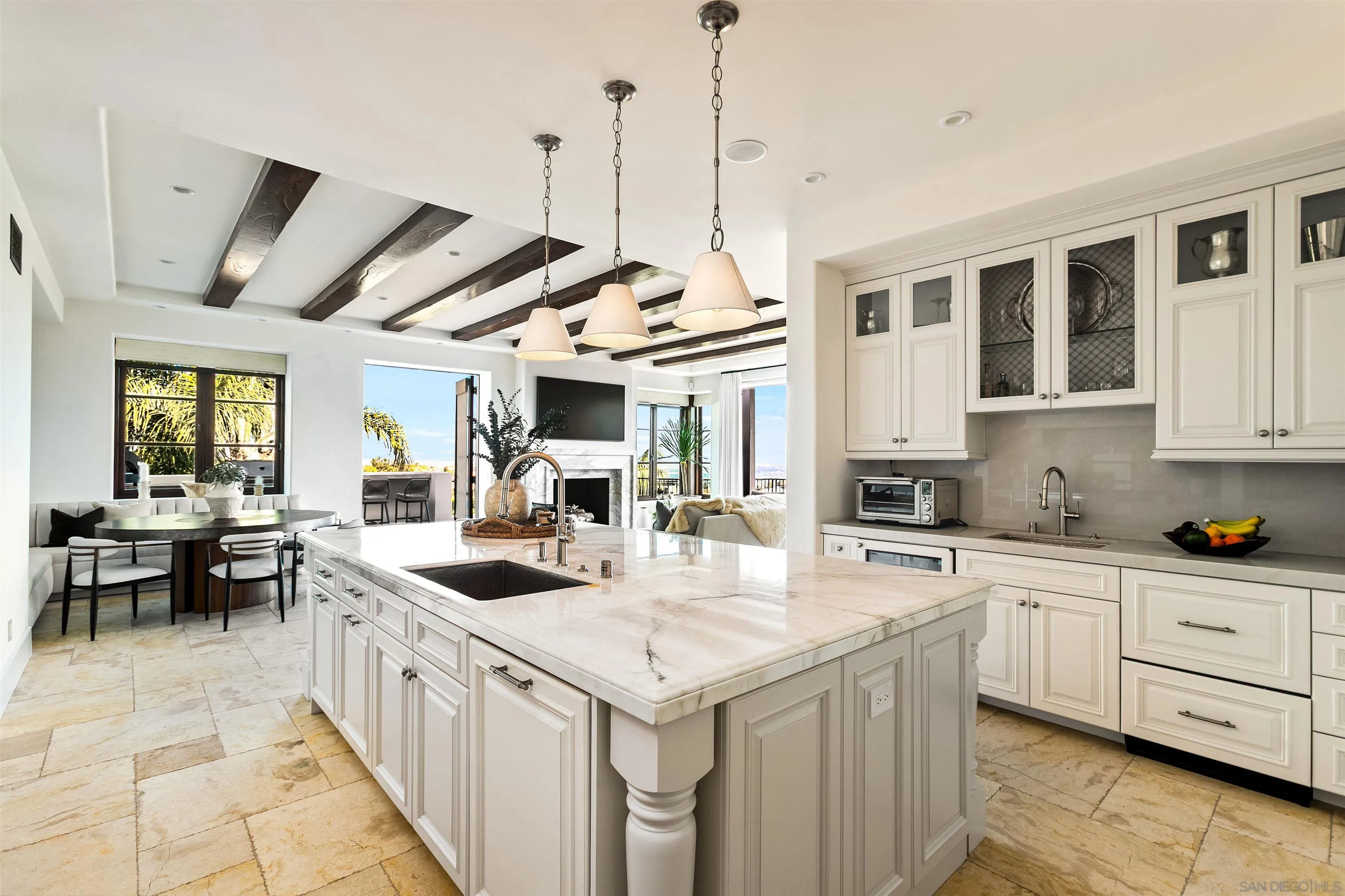 https://cdn.realtyfeed.com/cdn/127/260014391/961f7f457796aa3e553ba6e0d00bedbf.webp