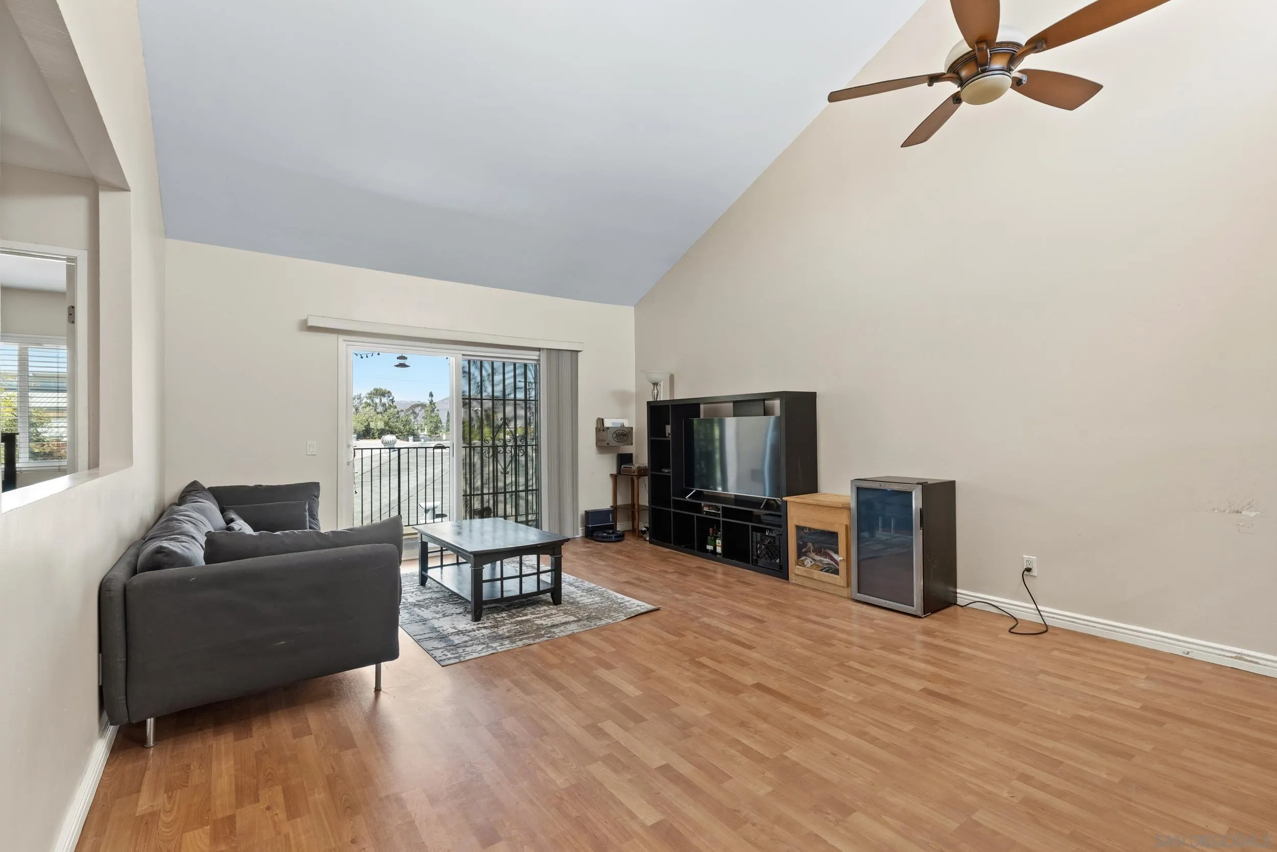 https://cdn.realtyfeed.com/cdn/127/260014392/628a6387567208bb206b059a6b33c3e6.webp