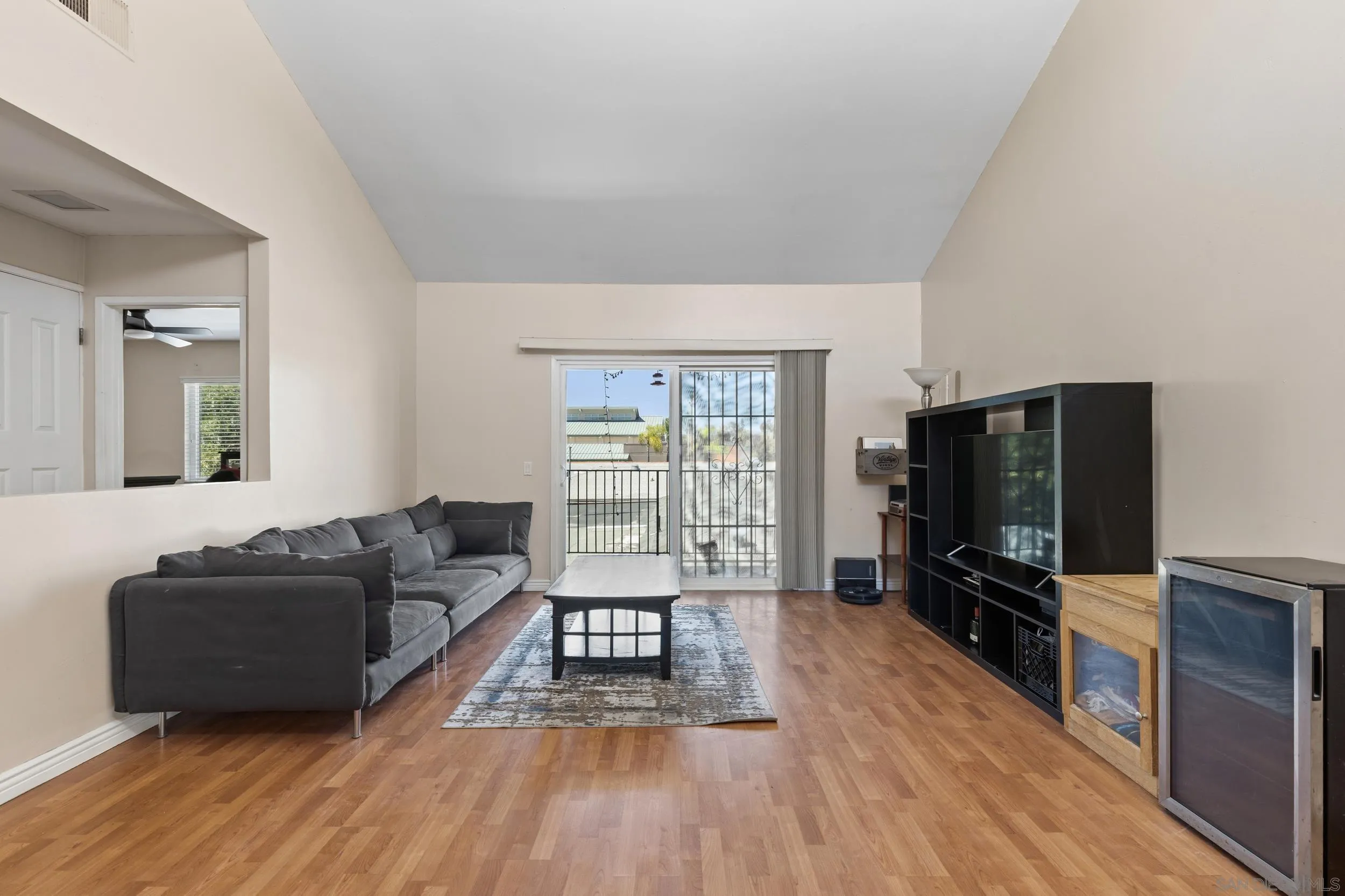 https://cdn.realtyfeed.com/cdn/127/260014392/80640bba257170ad68e9b1b103f036fd.webp