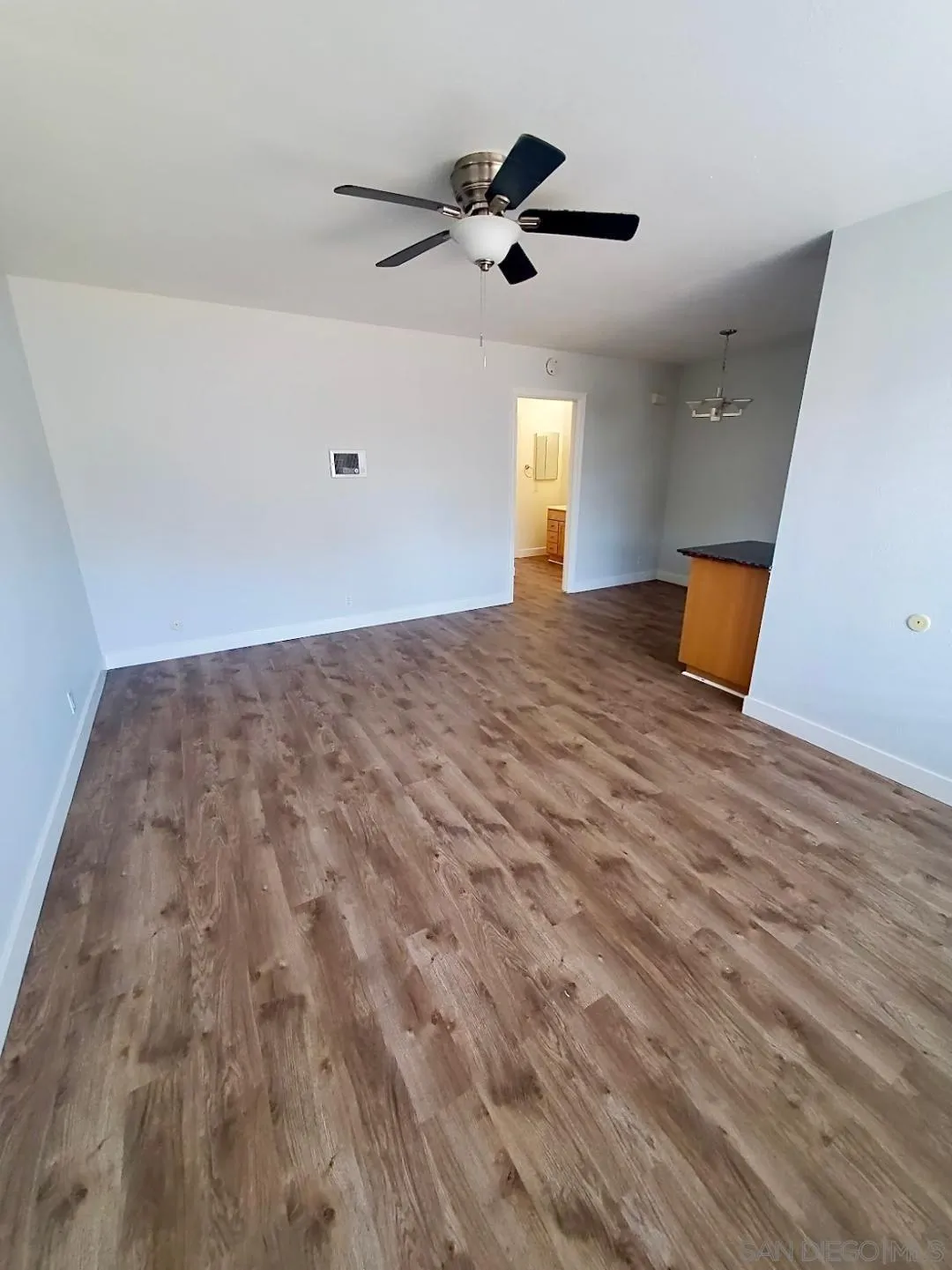 Photo #5: 260014393 Listing: Photo #5