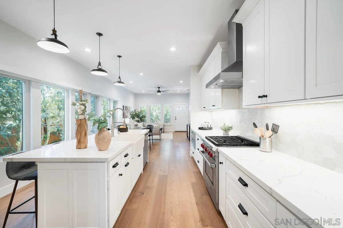 https://cdn.realtyfeed.com/cdn/127/260014400/0f8e0e591619d3150c32a09dddb1d795.webp