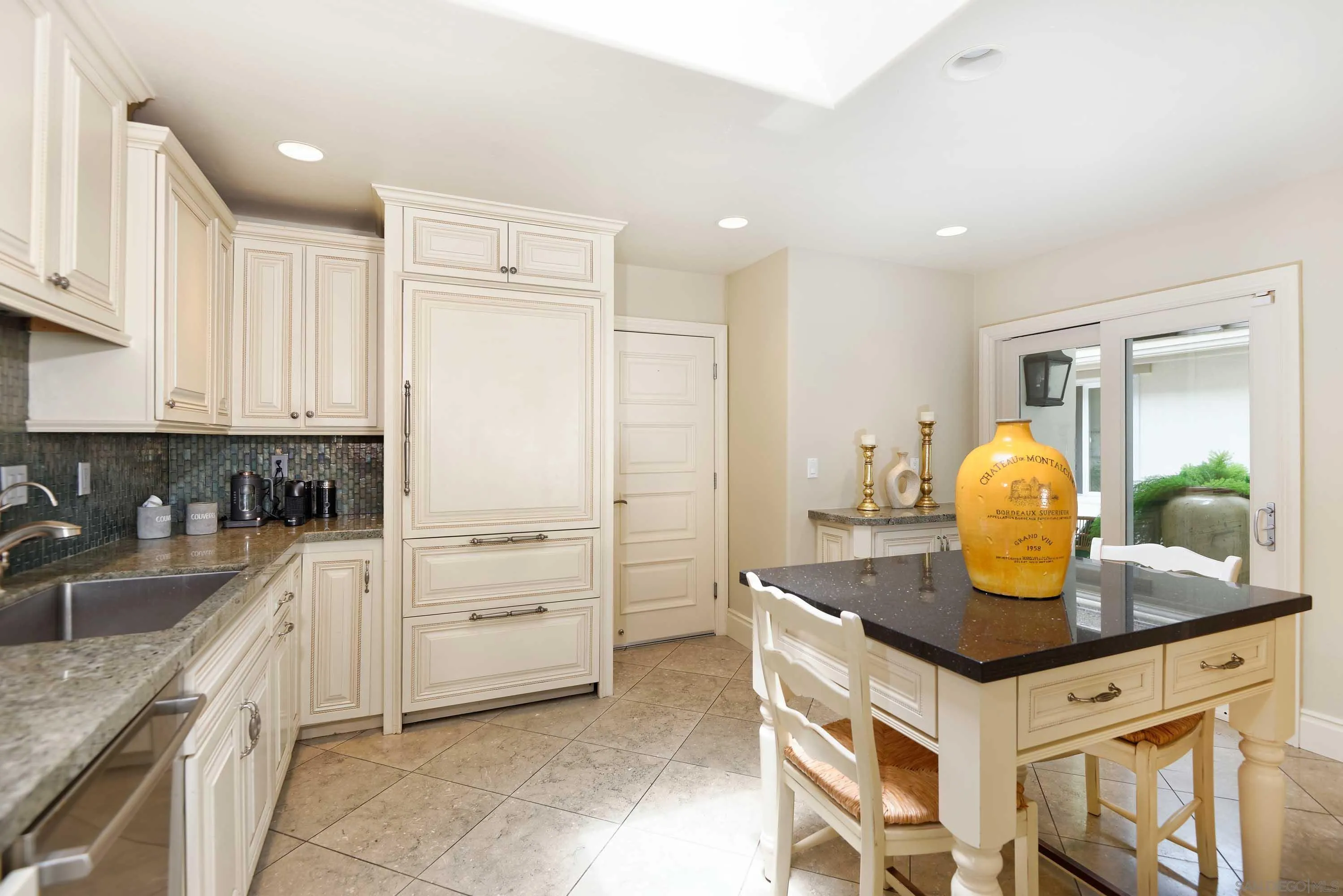 Photo #14: 260014408 Listing: Photo #14