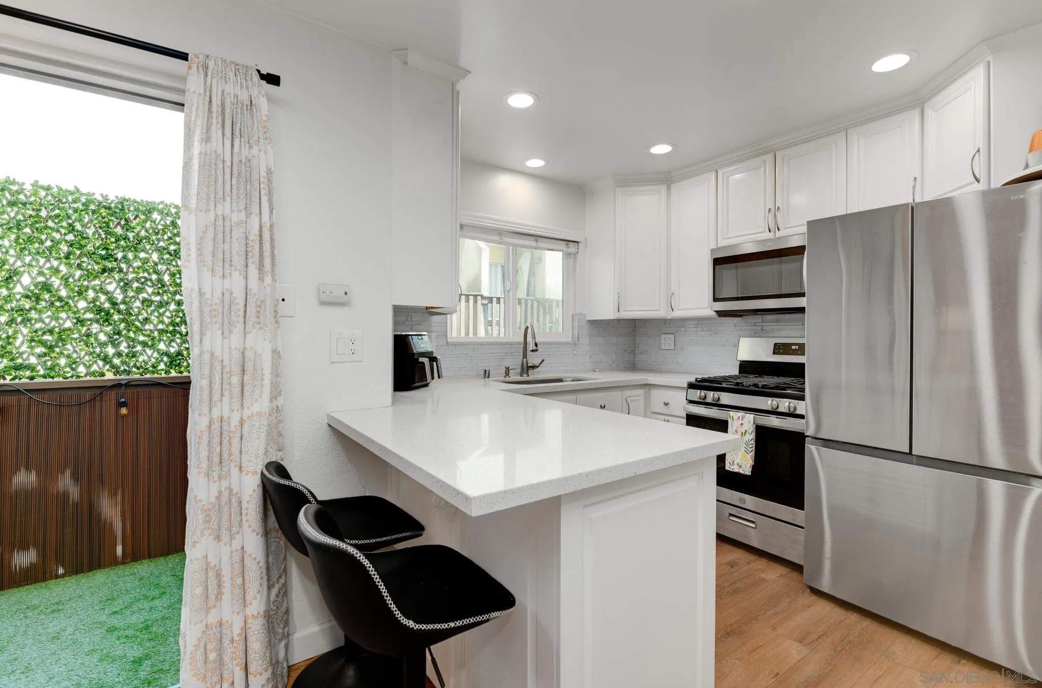 Photo #6: 260014413 Listing: Photo #6