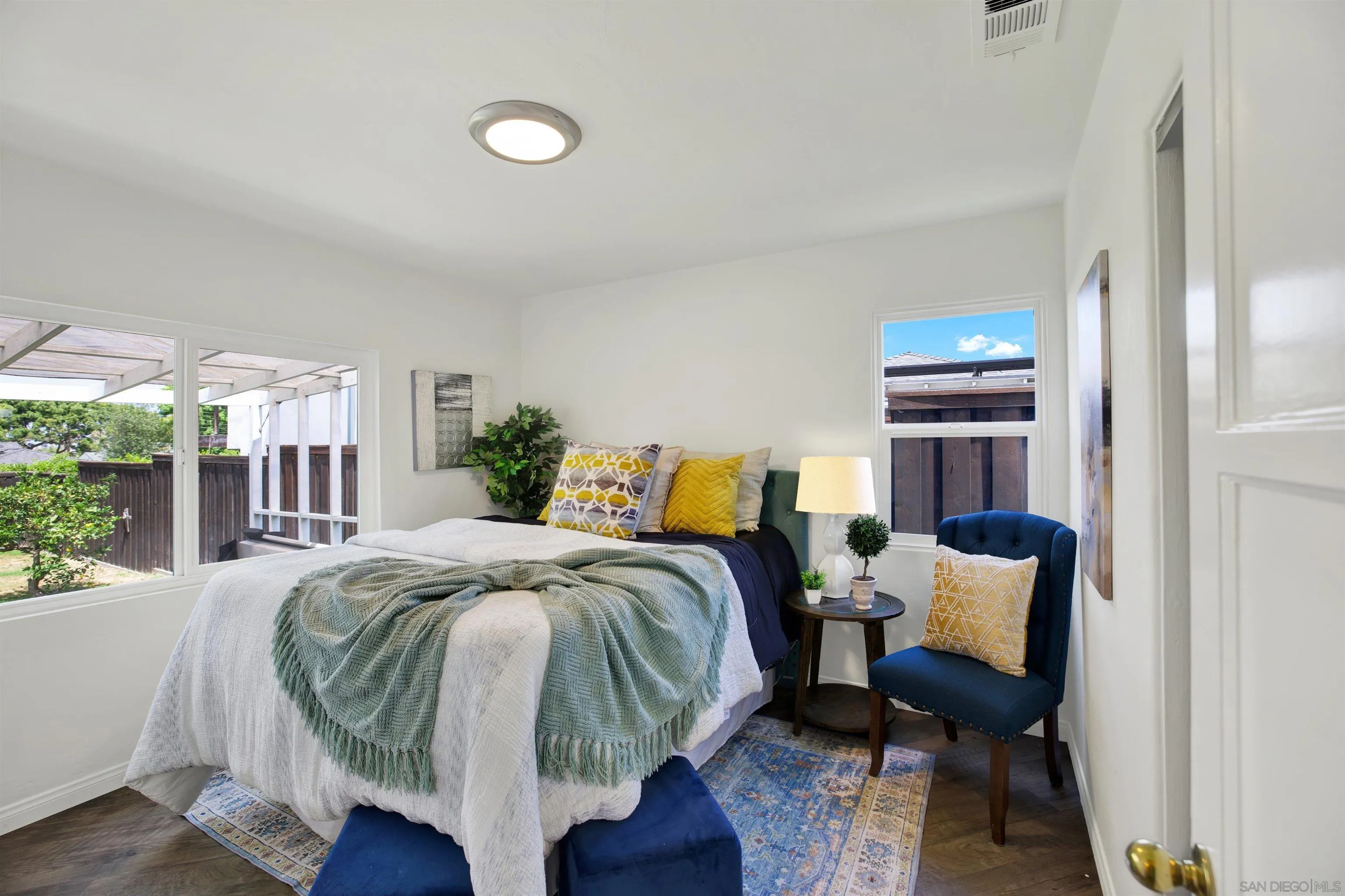 https://cdn.realtyfeed.com/cdn/127/260014414/378d59d92f2bb6a0e82a2dba0cdd1330.webp