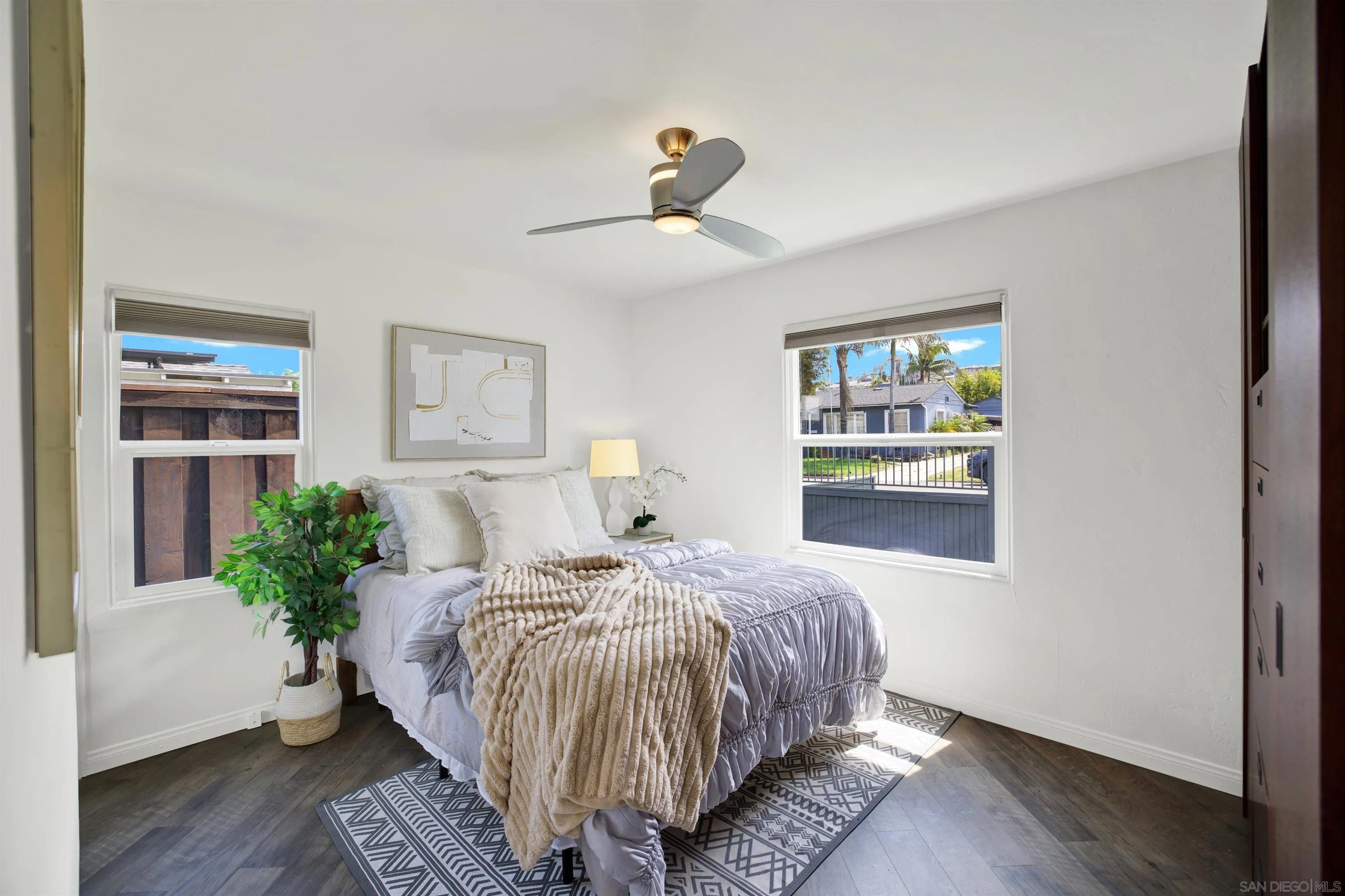 https://cdn.realtyfeed.com/cdn/127/260014414/8b5e175b952743cb7e08683f197decc0.webp