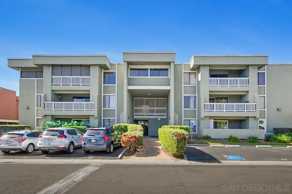 https://cdn.realtyfeed.com/cdn/127/260014416/031d42fe5d3978a6686be05033c181d5.webp