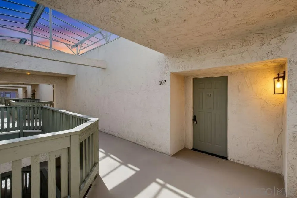 https://cdn.realtyfeed.com/cdn/127/260014416/403ffd7c3220758199f8a508d3b165d8.webp