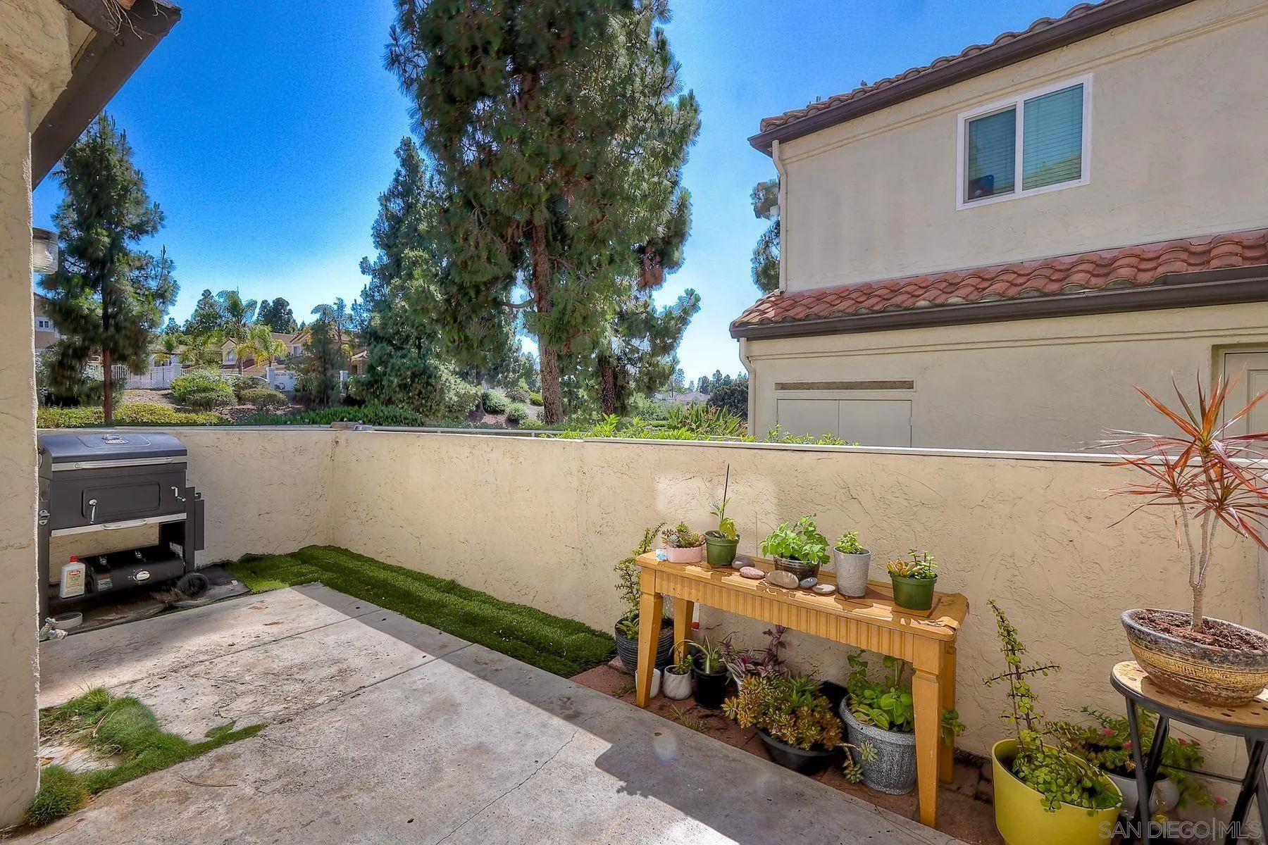 https://cdn.realtyfeed.com/cdn/127/260014422/3bec1c105991adc82b290ca0ec34a9b4.webp