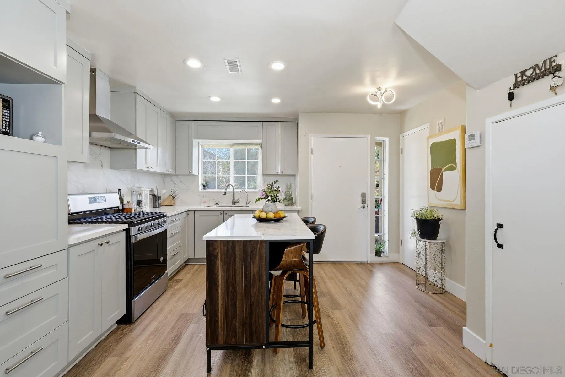 https://cdn.realtyfeed.com/cdn/127/260014422/a8fe56b3f572131e38deff3784eb33db.webp