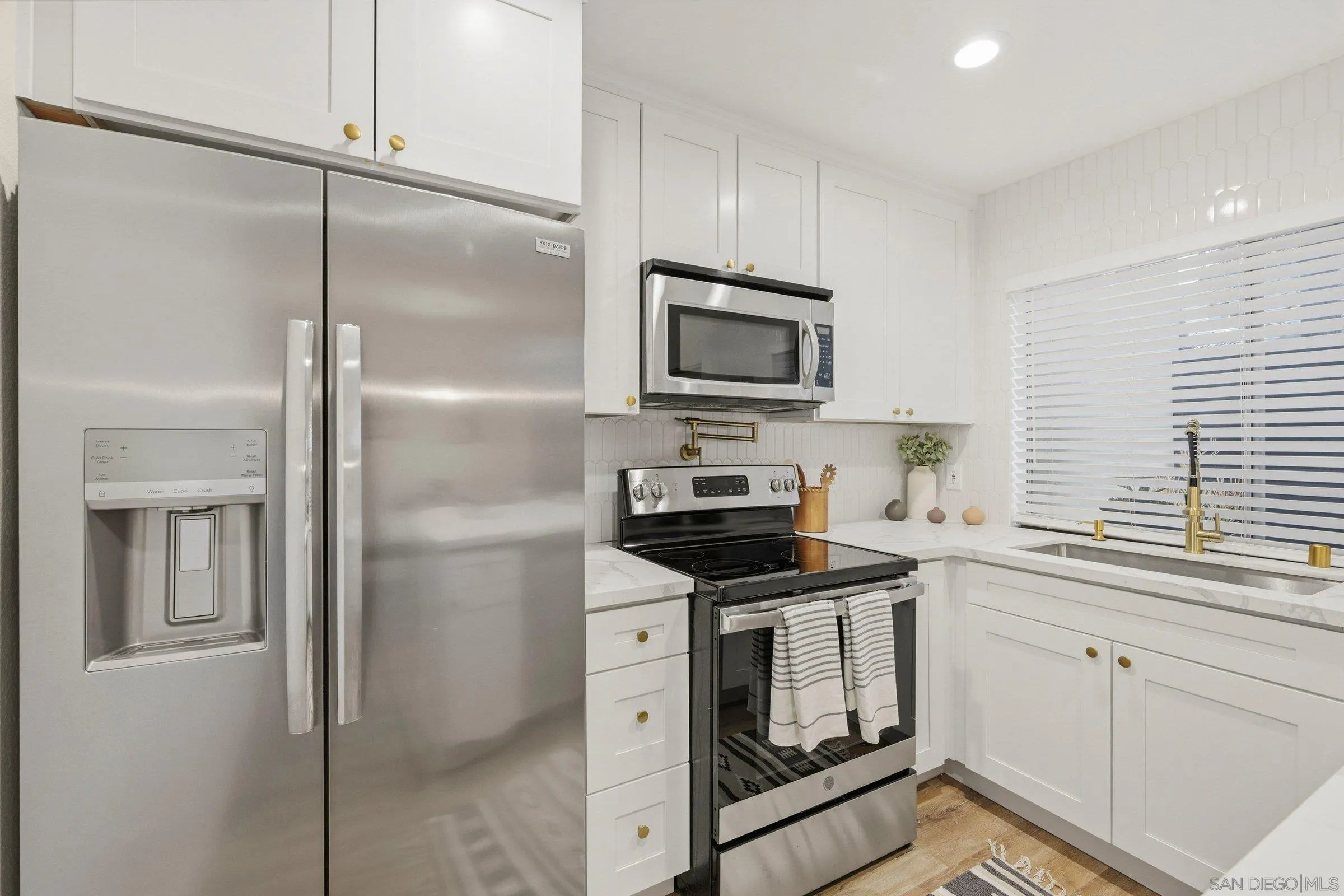Photo #9: 260014425 Listing: Photo #9