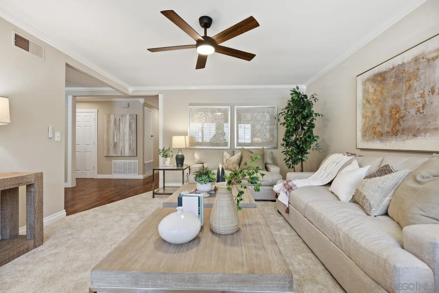 https://cdn.realtyfeed.com/cdn/127/260014429/1bd7ea309ad6349f1c38ce81aec941b6.webp
