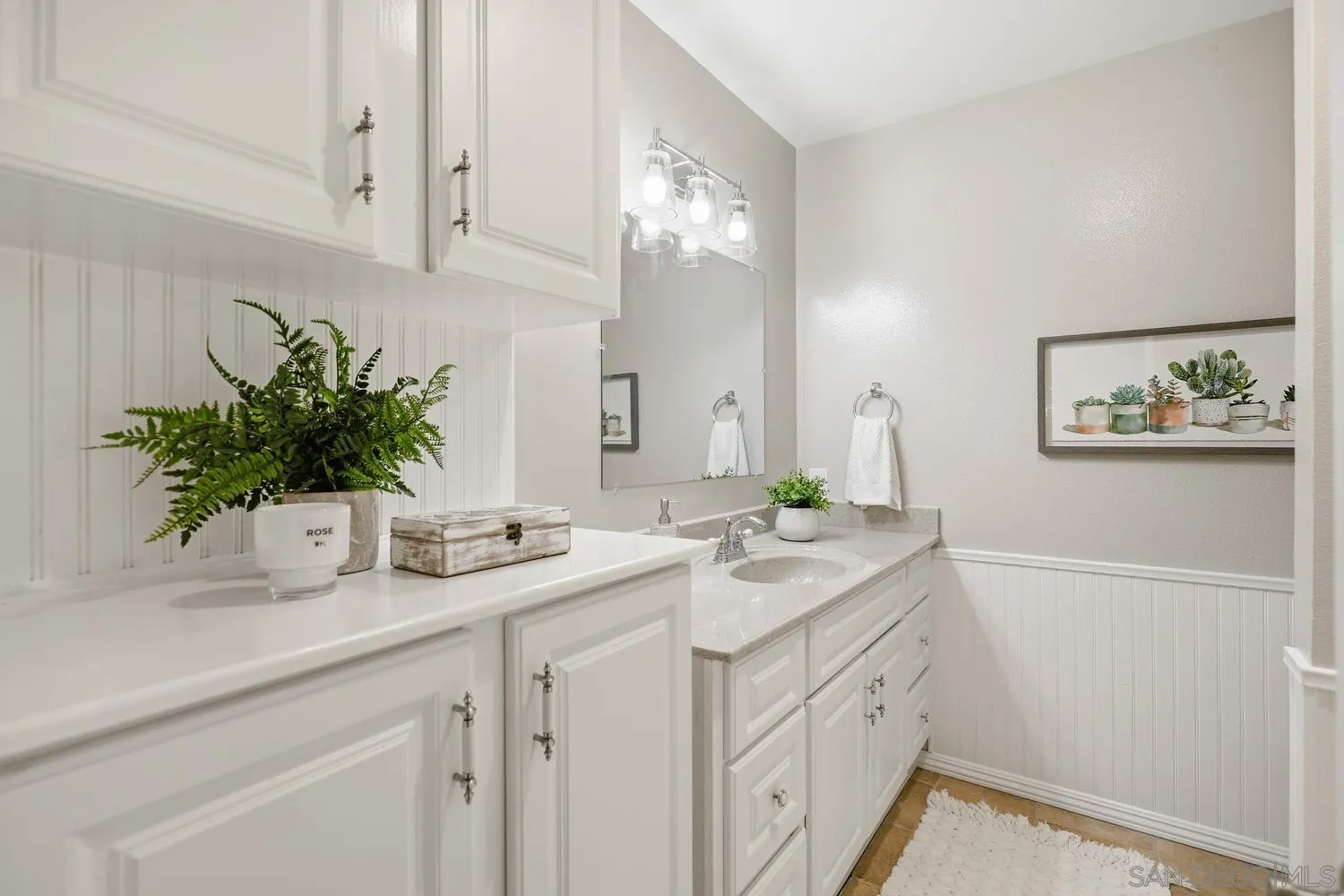 https://cdn.realtyfeed.com/cdn/127/260014429/8ea19ed3c571de4c31c459329a1c7be4.webp