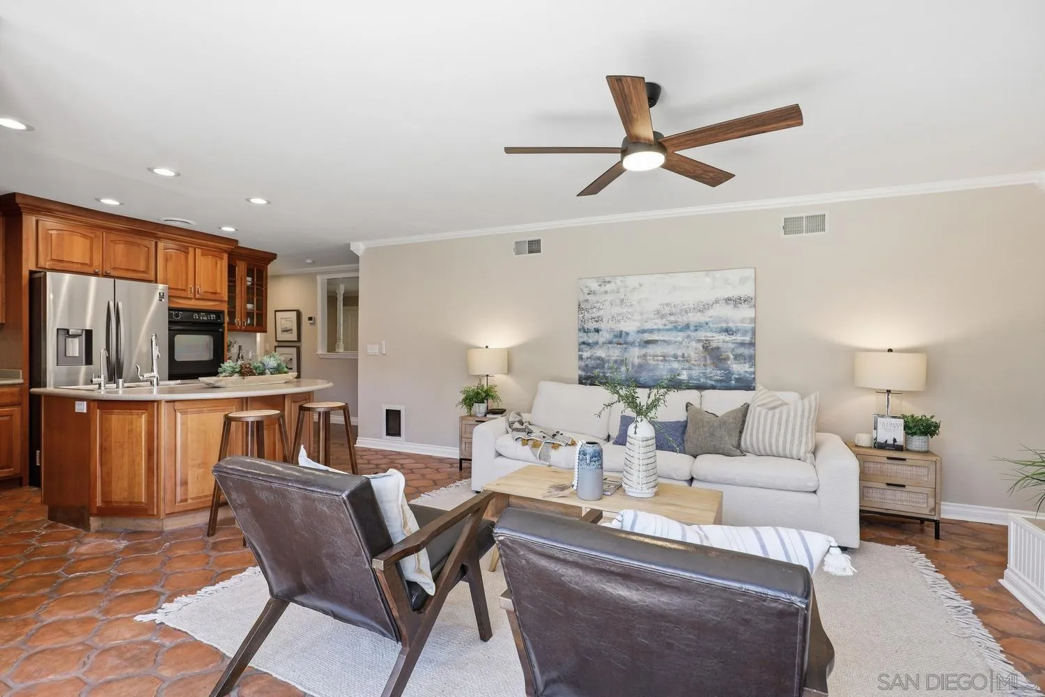 https://cdn.realtyfeed.com/cdn/127/260014429/be5007af19d746cd6c6424c3761f8b1b.webp