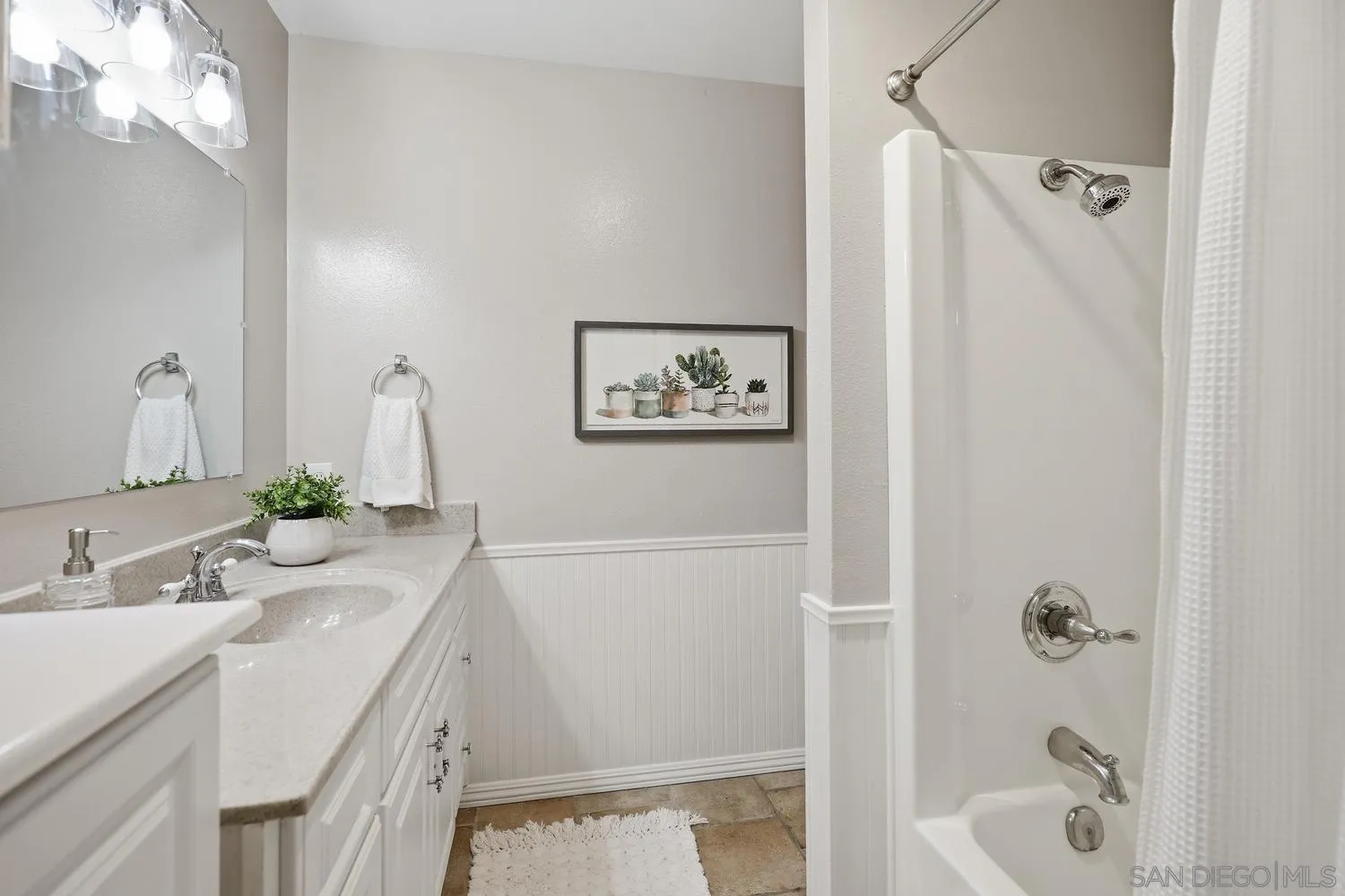https://cdn.realtyfeed.com/cdn/127/260014429/c22e6fcf5d4a50cfb494b6eae7a7a91a.webp