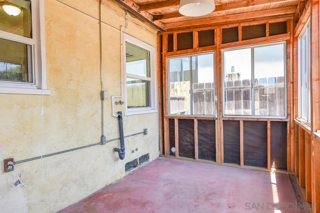 https://cdn.realtyfeed.com/cdn/127/260014432/4a3e74674f39a257db03767a34c91b28.webp