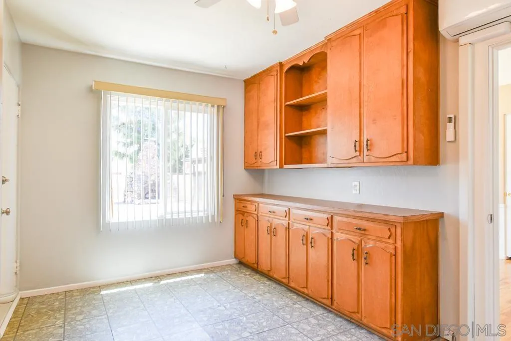 https://cdn.realtyfeed.com/cdn/127/260014432/97430b907402e1767dde30c6fb1d0a25.webp