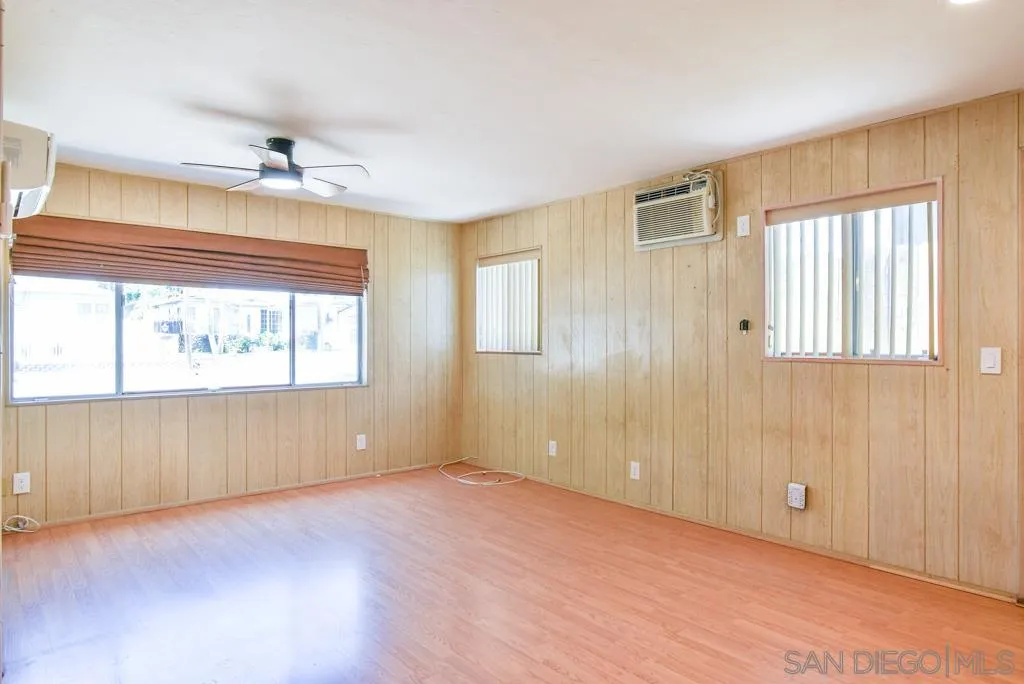 https://cdn.realtyfeed.com/cdn/127/260014432/a5b90d4ac55bb00419960f53facd4026.webp