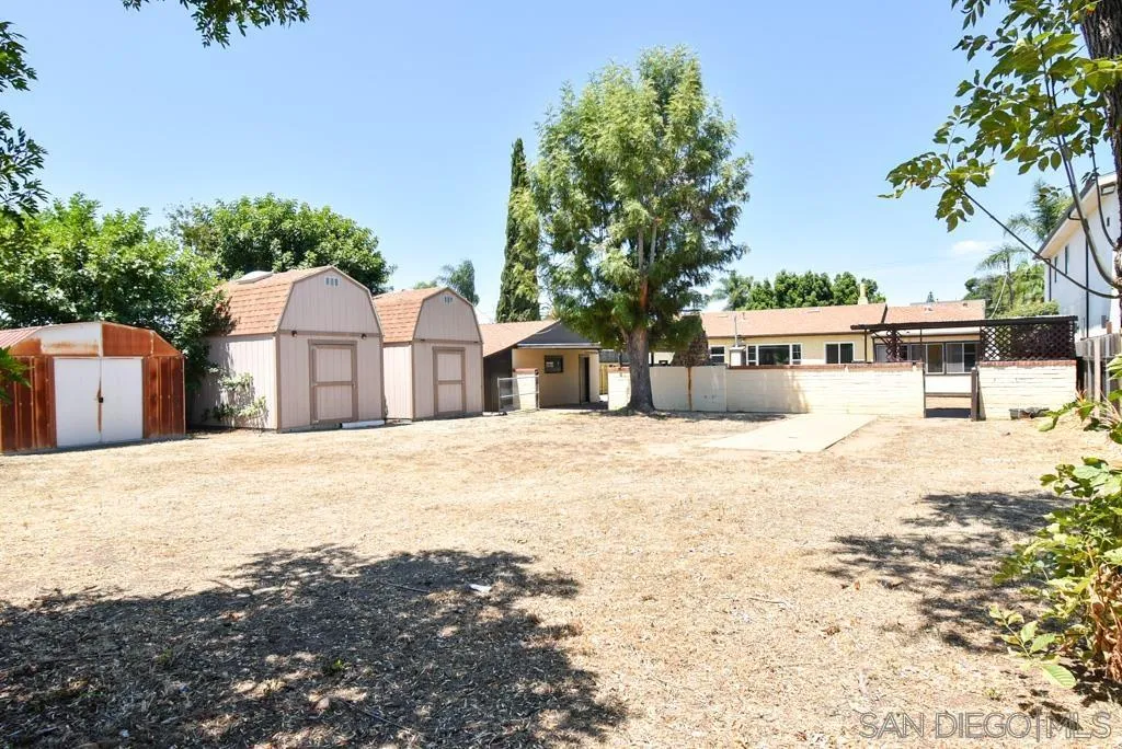 https://cdn.realtyfeed.com/cdn/127/260014432/cdba17d8db1491323d4aa3c9bce5a739.webp