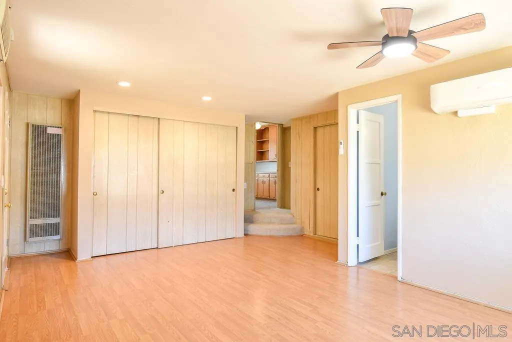 https://cdn.realtyfeed.com/cdn/127/260014432/dfa22e8687d5f3257b3492b13fcd90ce.webp