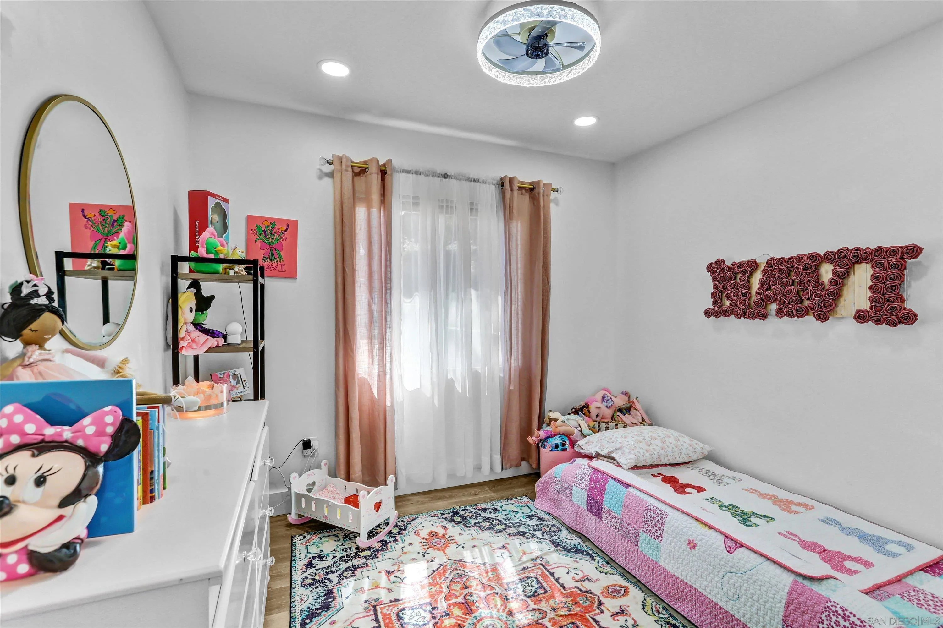 https://cdn.realtyfeed.com/cdn/127/260014438/5276b5110f545c34e17ca3cd3830f207.webp