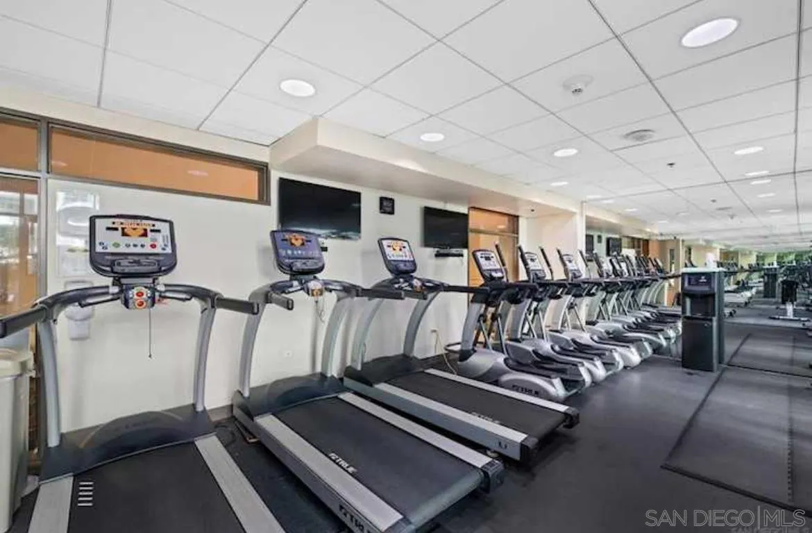 Photo #8: 260014442 Listing: Photo #8