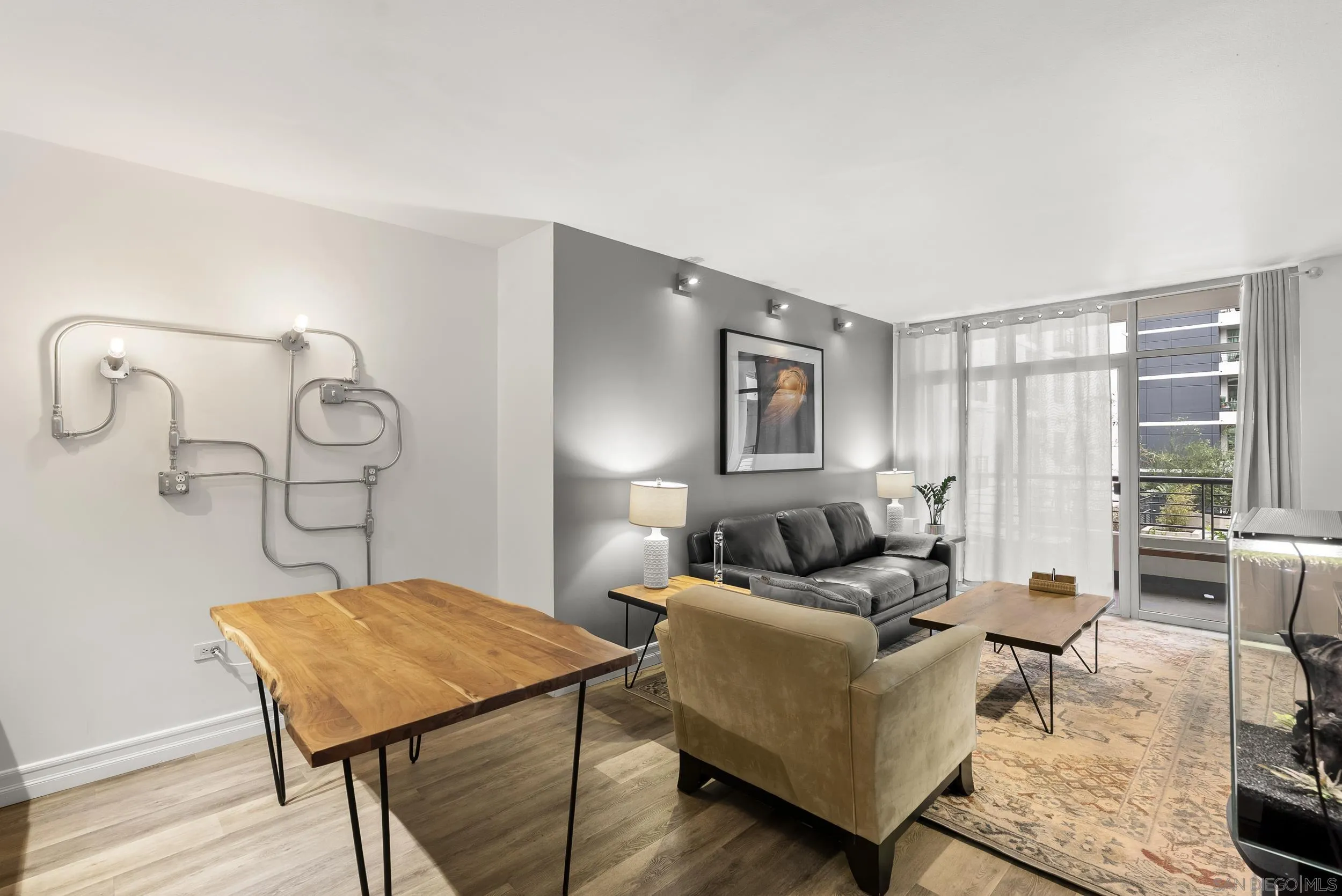 https://cdn.realtyfeed.com/cdn/127/260014442/60801643fa17255c6e4c68e02d9f150c.webp