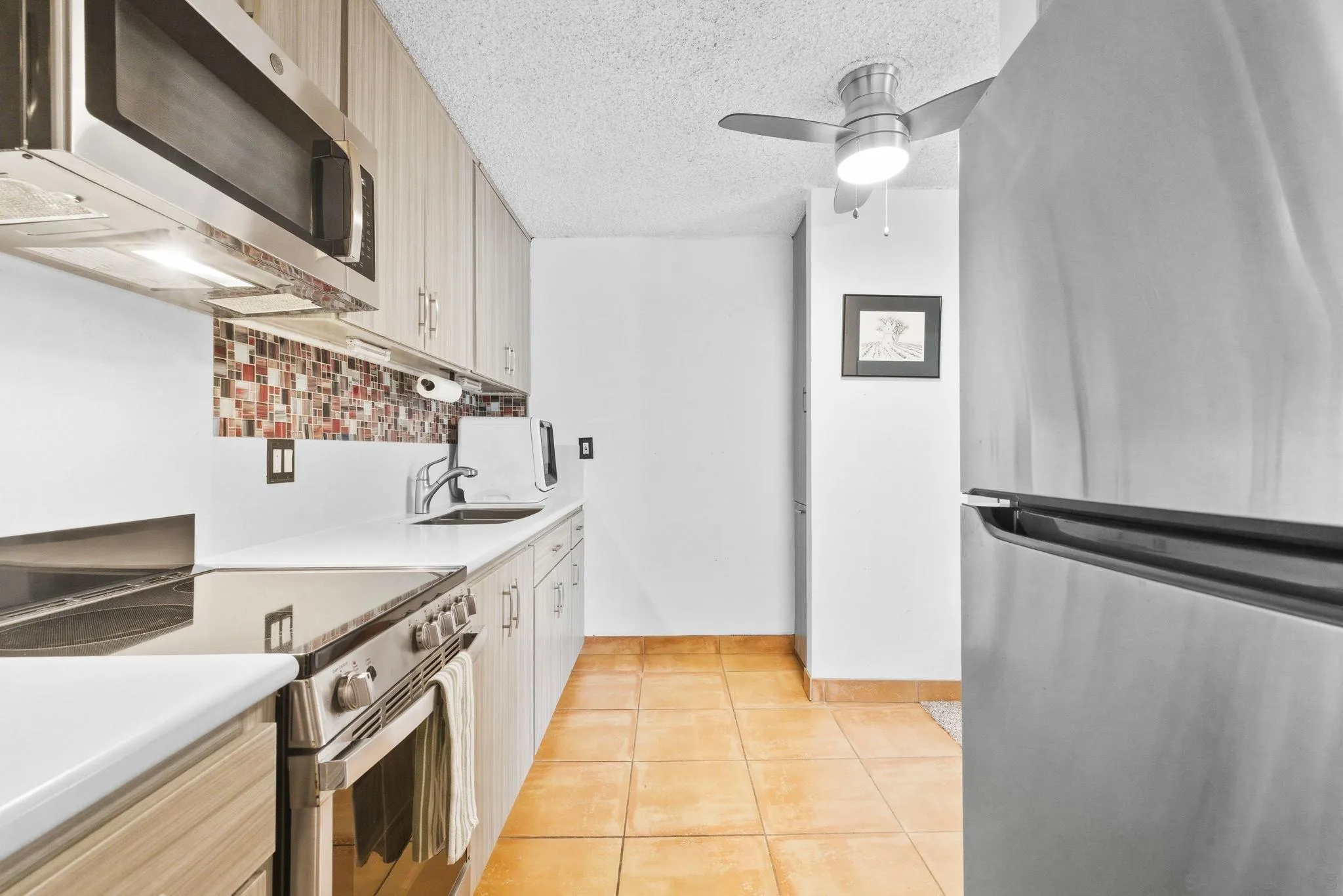 Photo #8: 260014449 Listing: Photo #8