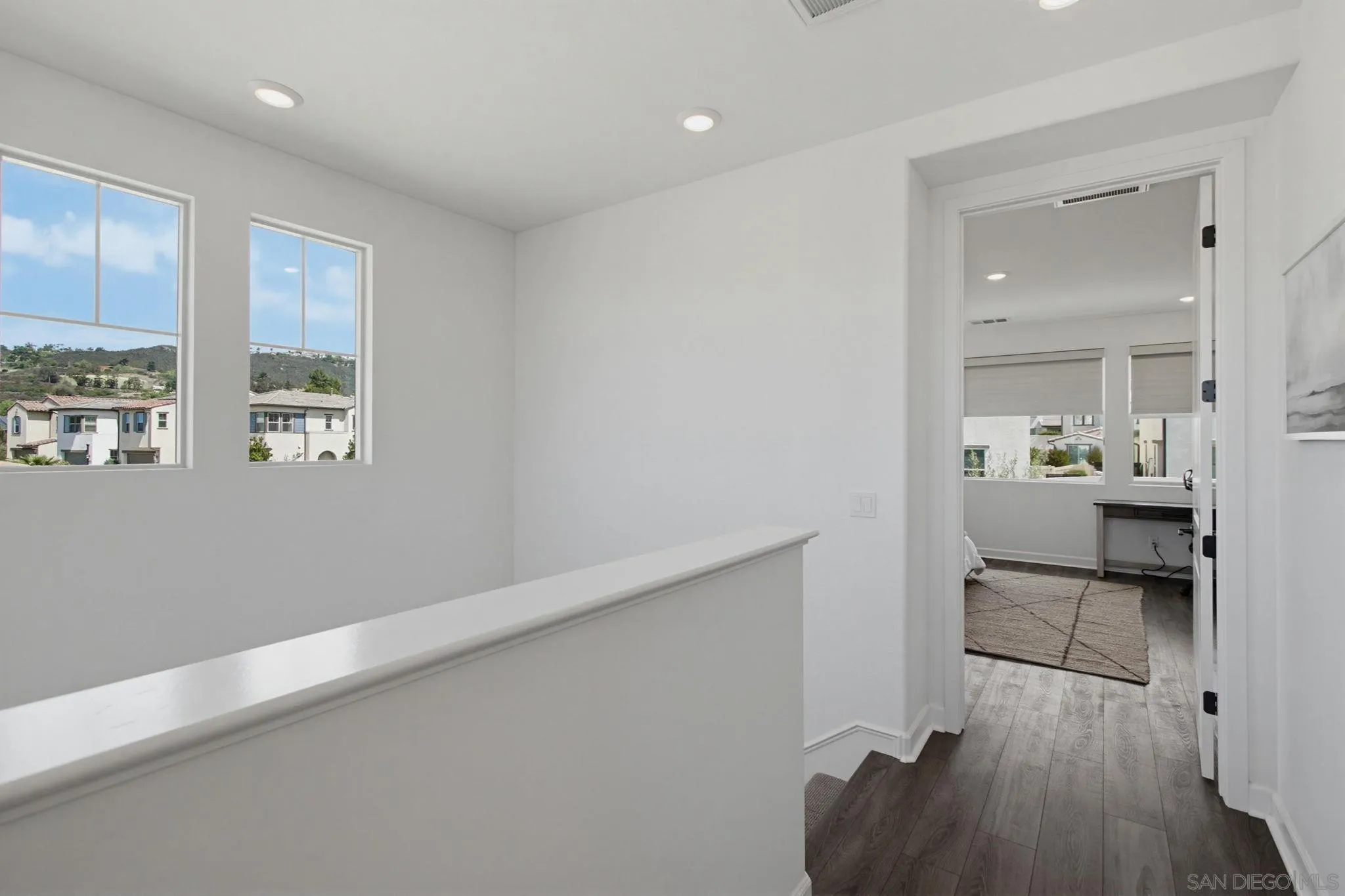https://cdn.realtyfeed.com/cdn/127/260014455/17cff4cbe661265b6eccb1042e66ba27.webp