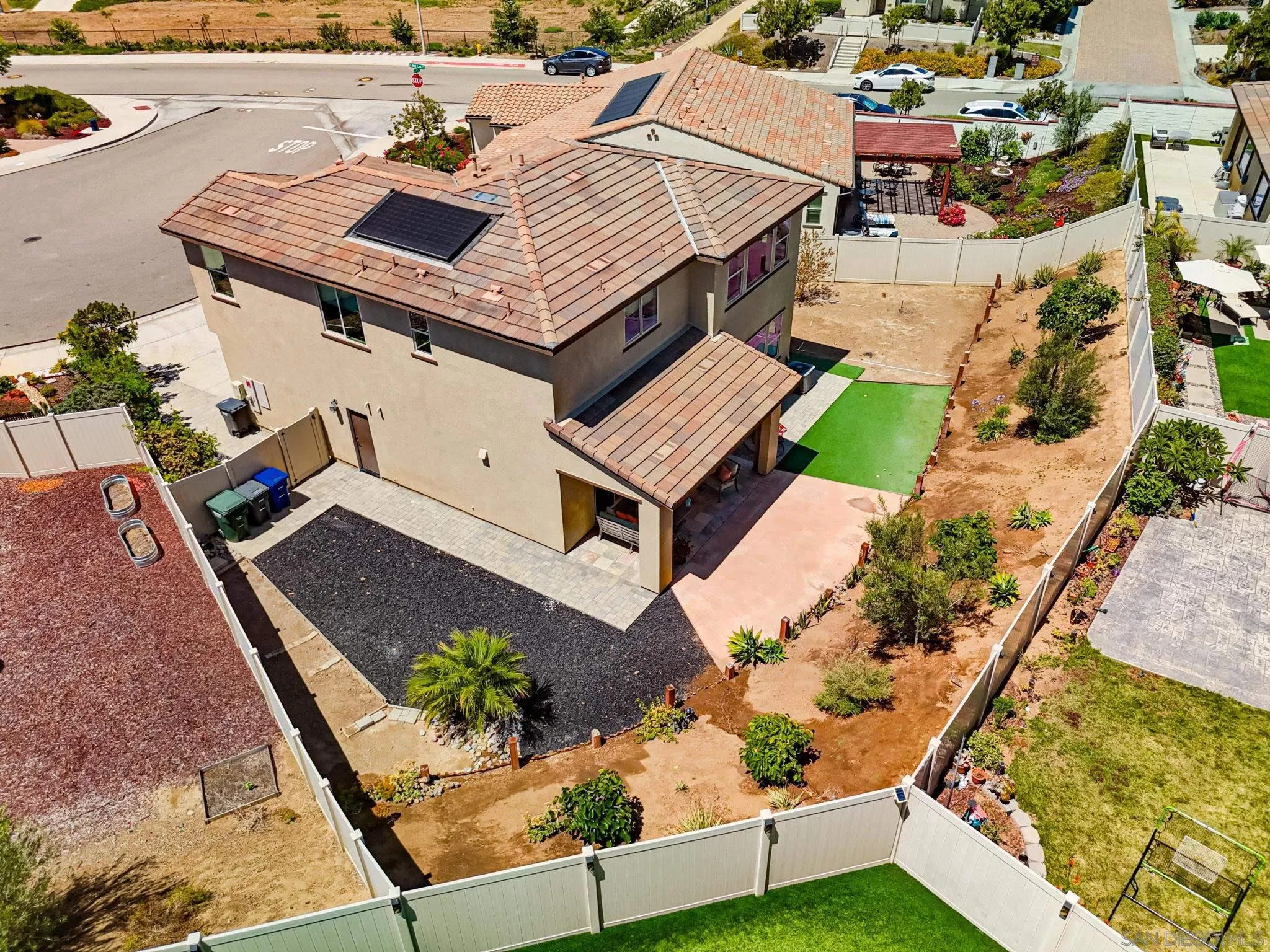 https://cdn.realtyfeed.com/cdn/127/260014455/b545b2edeb1cc8e8f3f82bacce2afdfe.webp