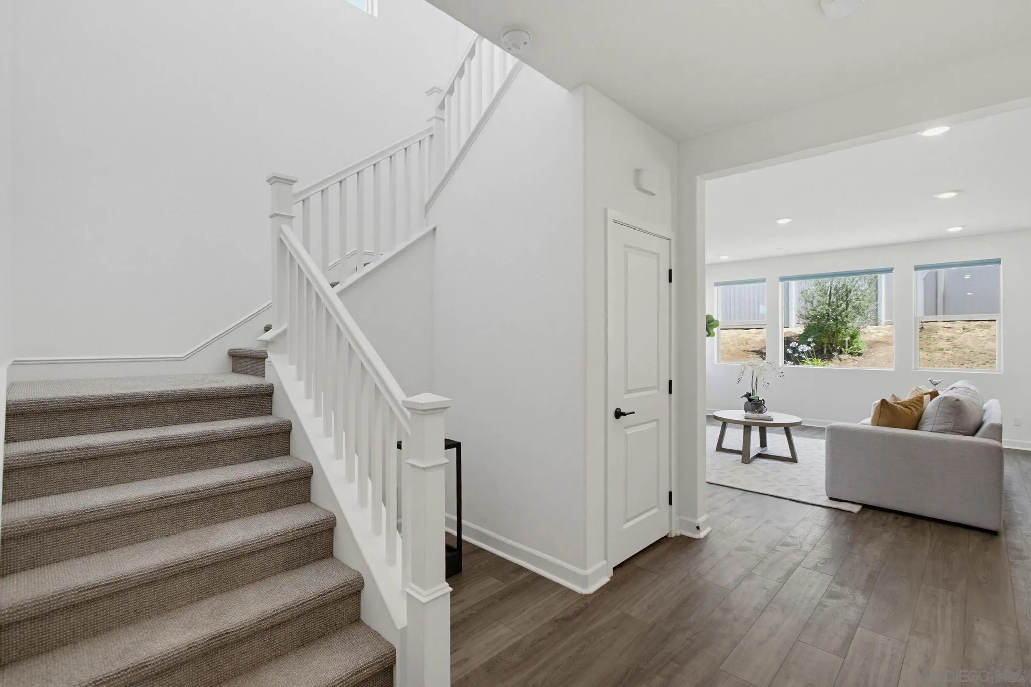 https://cdn.realtyfeed.com/cdn/127/260014455/b8737c20b86cbfa290d0ca14f3085cf0.webp