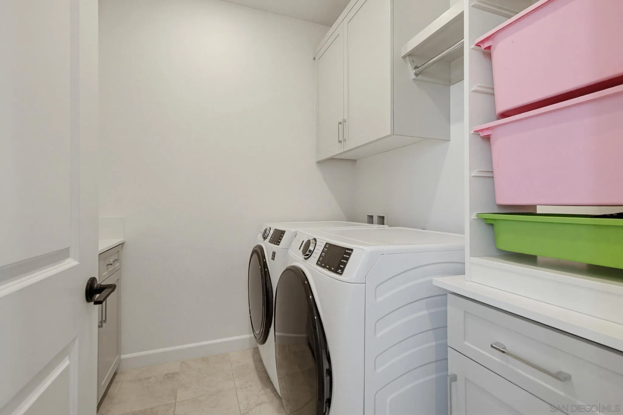 https://cdn.realtyfeed.com/cdn/127/260014455/b8ccbd34477024294b423f042a0f516e.webp
