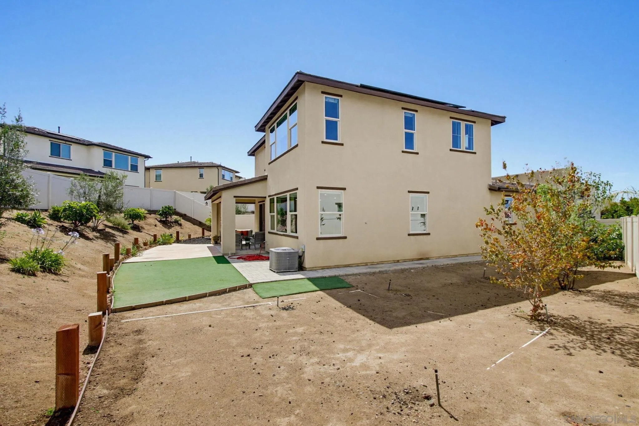 https://cdn.realtyfeed.com/cdn/127/260014455/f9282d58d2f9b222f2e889539f334681.webp