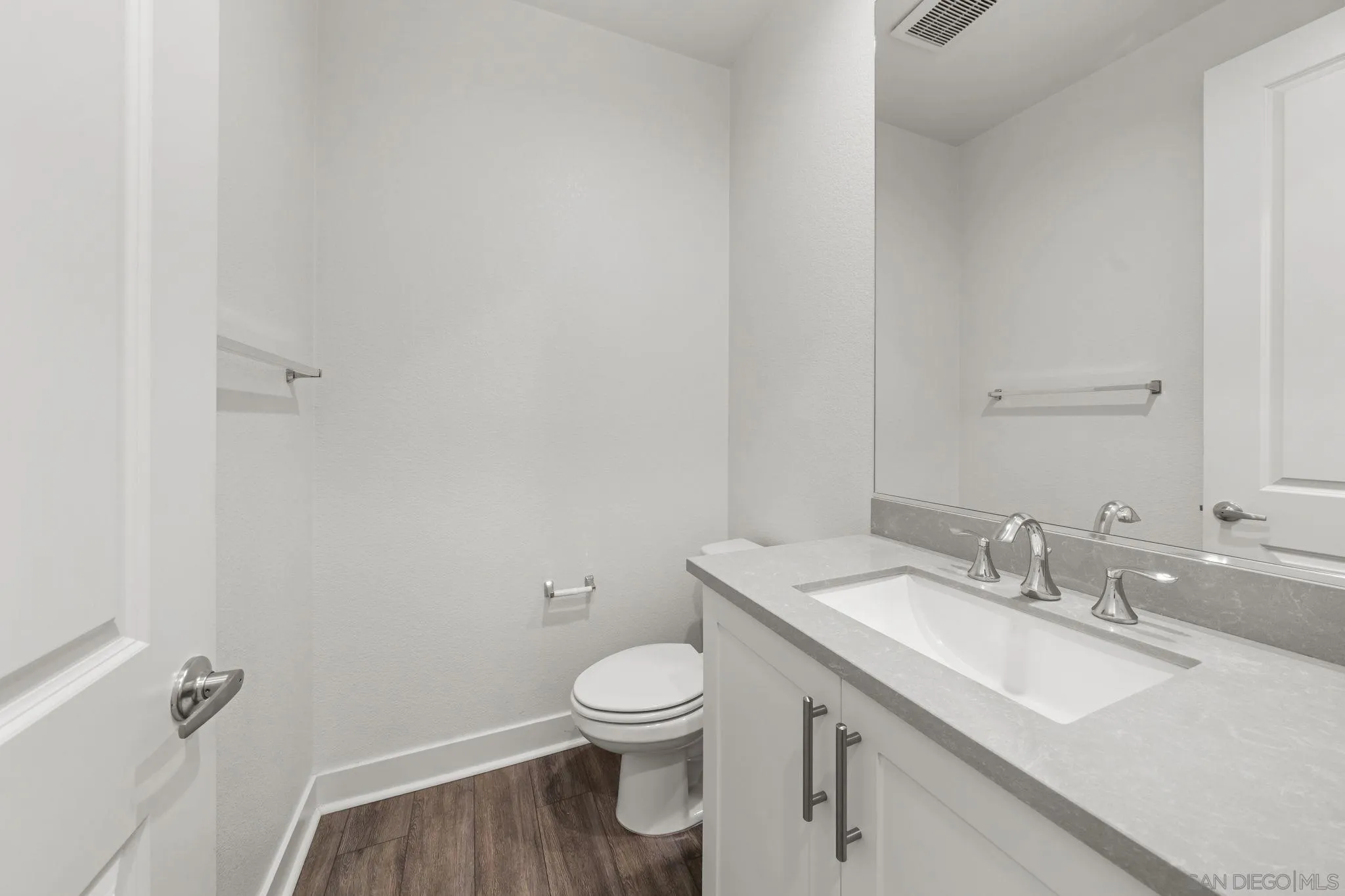 https://cdn.realtyfeed.com/cdn/127/260014471/2d022d3bab5063e815b040e4d2261deb.webp