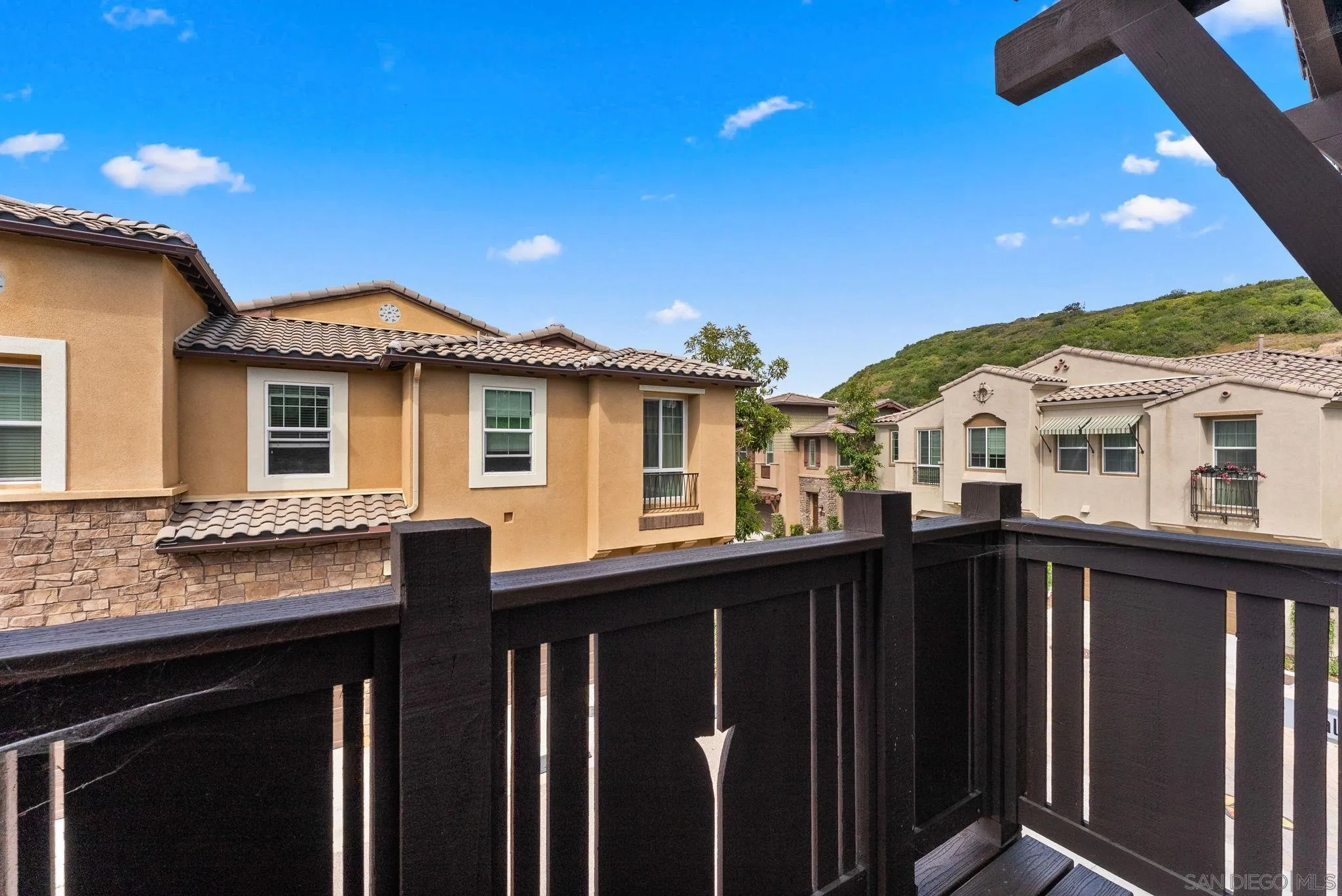 https://cdn.realtyfeed.com/cdn/127/260014471/61cf5322a75b45e5d1c7155394508175.webp