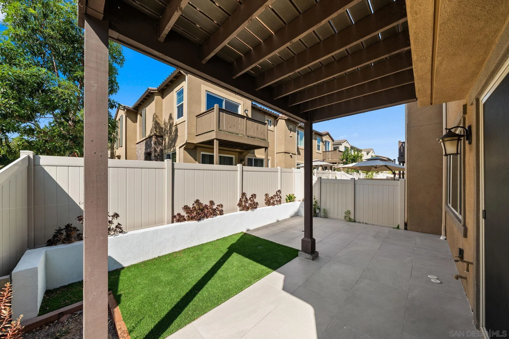 https://cdn.realtyfeed.com/cdn/127/260014471/997c5a7ecb3a50c843e4fcdfc7cd6f79.webp