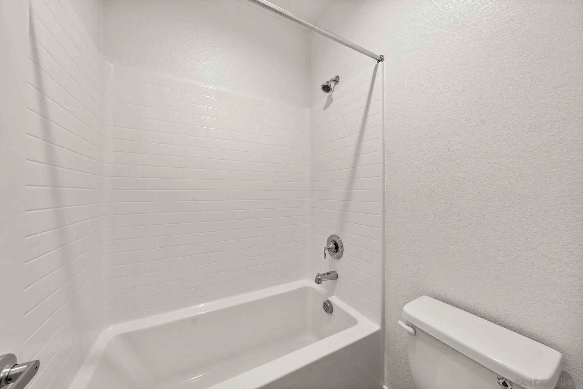 https://cdn.realtyfeed.com/cdn/127/260014471/9dd78838db87c651ded3461cf001b687.webp
