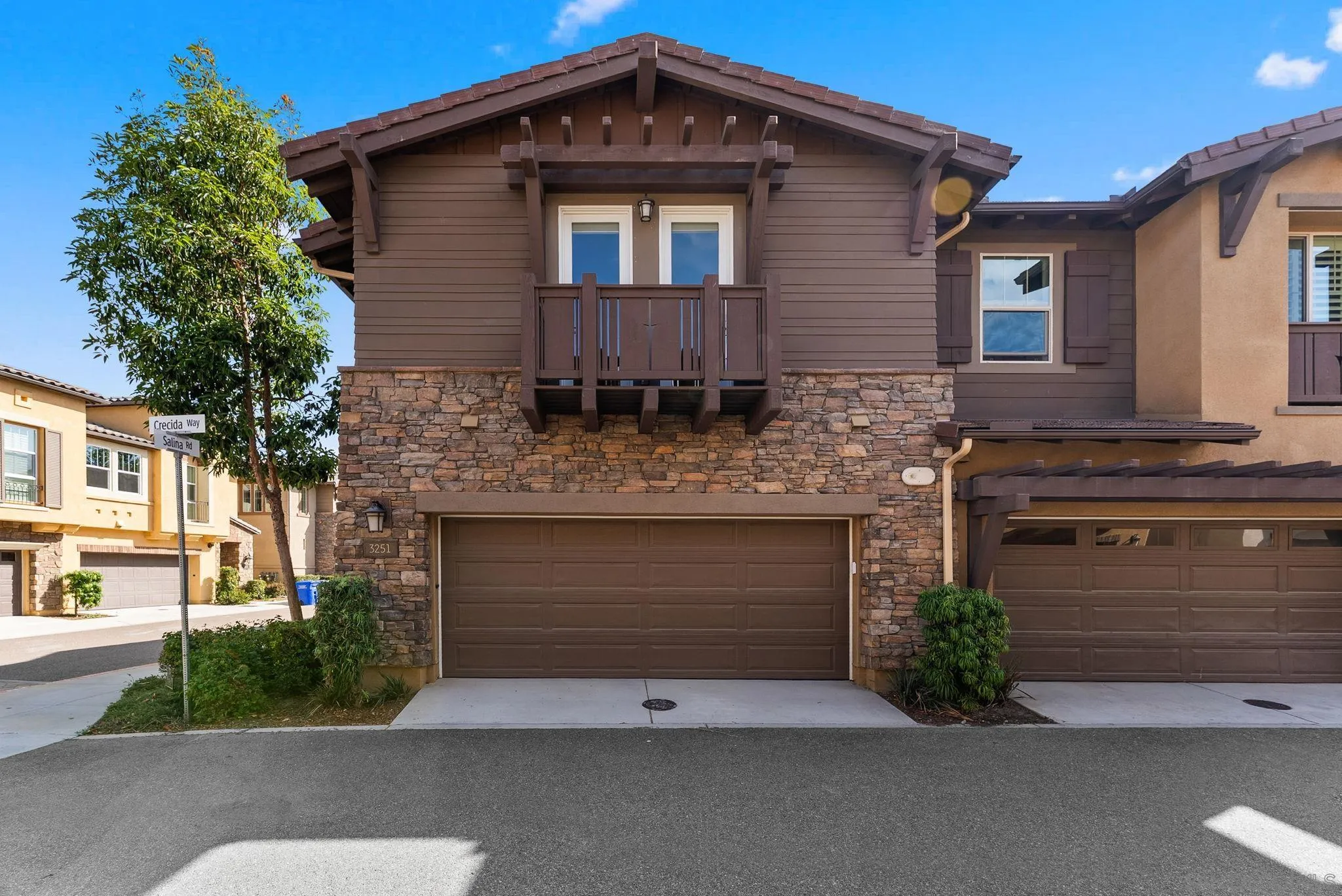 https://cdn.realtyfeed.com/cdn/127/260014471/9e99416132e0c95b98bca026034f2d2a.webp