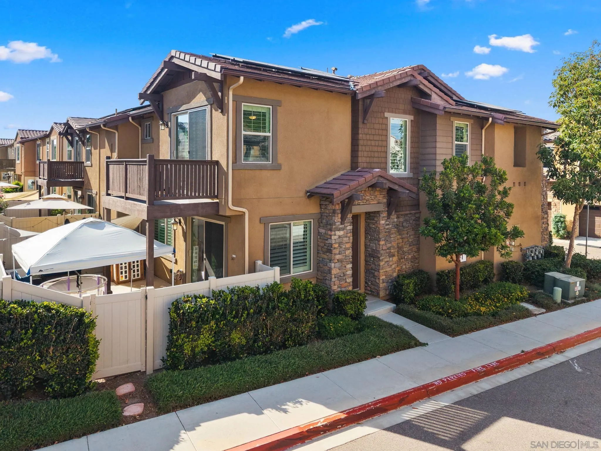 Photo #1: 260014471 Listing: Photo #1