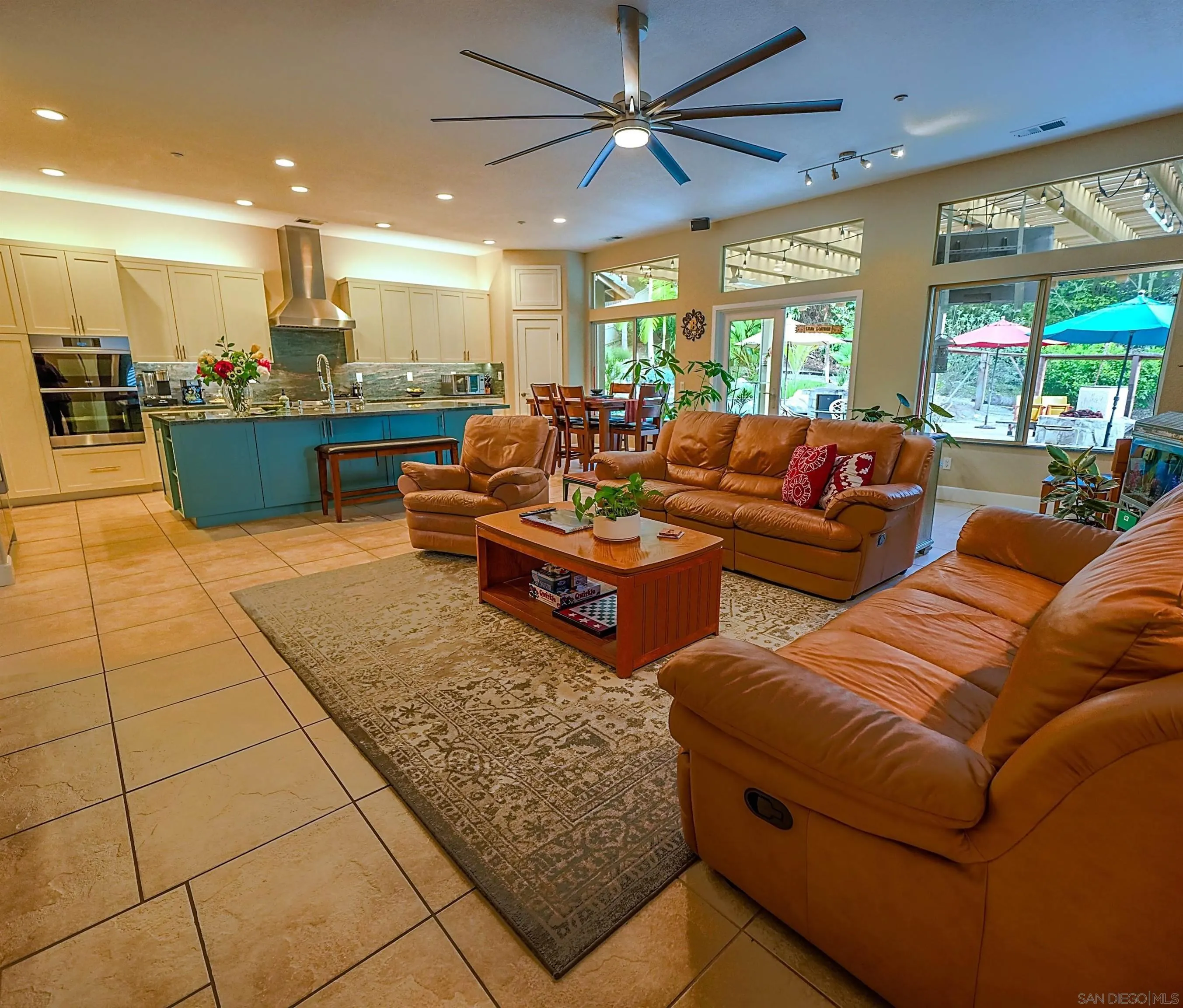 https://cdn.realtyfeed.com/cdn/127/260014475/4c7dad6fb4fff6b171956be7f3783a95.webp