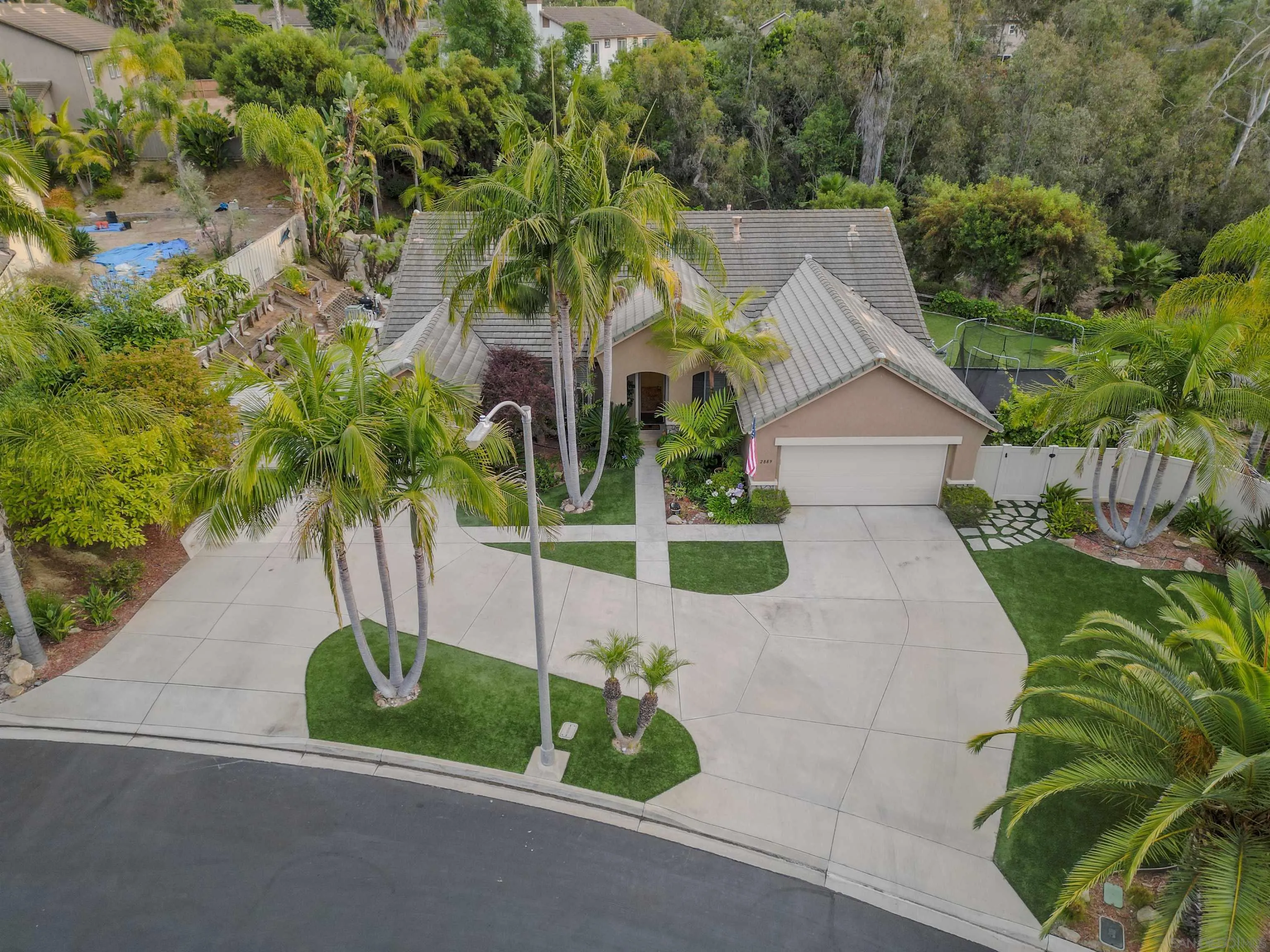https://cdn.realtyfeed.com/cdn/127/260014475/a783ac246a41e54bef9c22a6910c8784.webp