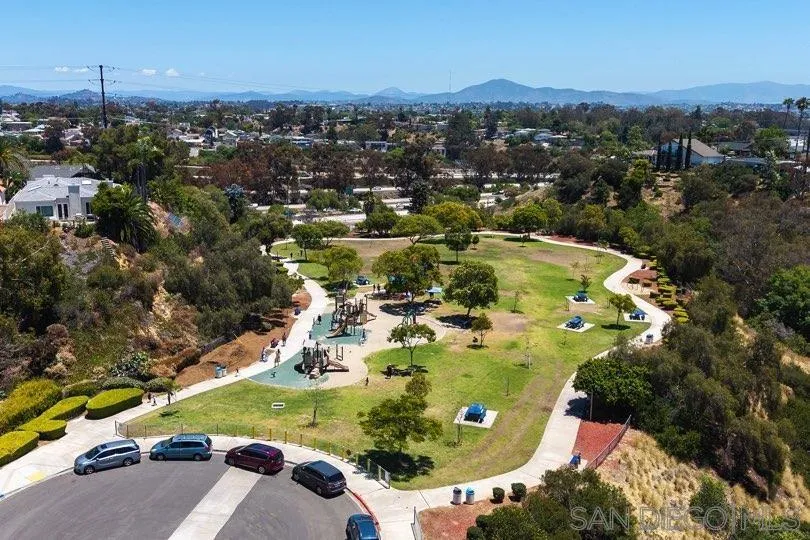 https://cdn.realtyfeed.com/cdn/127/260014476/4fdee2d7a0a55f6fb5aef2514a3db820.webp