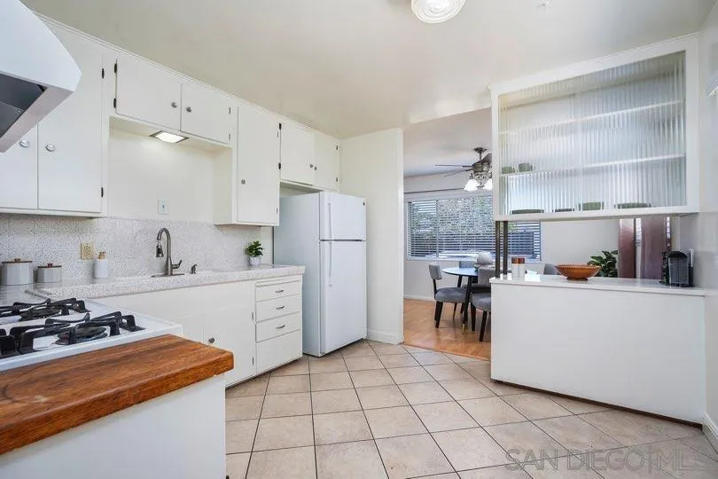 https://cdn.realtyfeed.com/cdn/127/260014476/6a838fc7c4566605f67d02a9a786cabf.webp