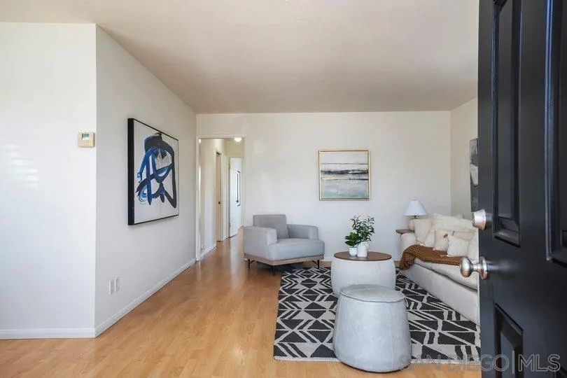 https://cdn.realtyfeed.com/cdn/127/260014476/b8f9b6fc0d66817e64f71ec773d3108f.webp