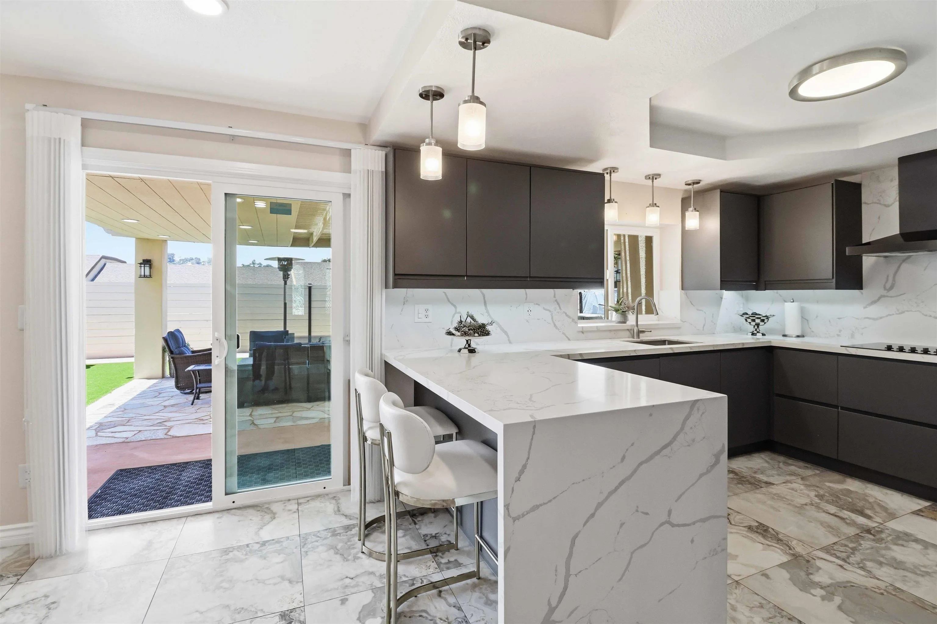 https://cdn.realtyfeed.com/cdn/127/260014482/c9a470b9a26d6e67edd89e962f4b2443.webp