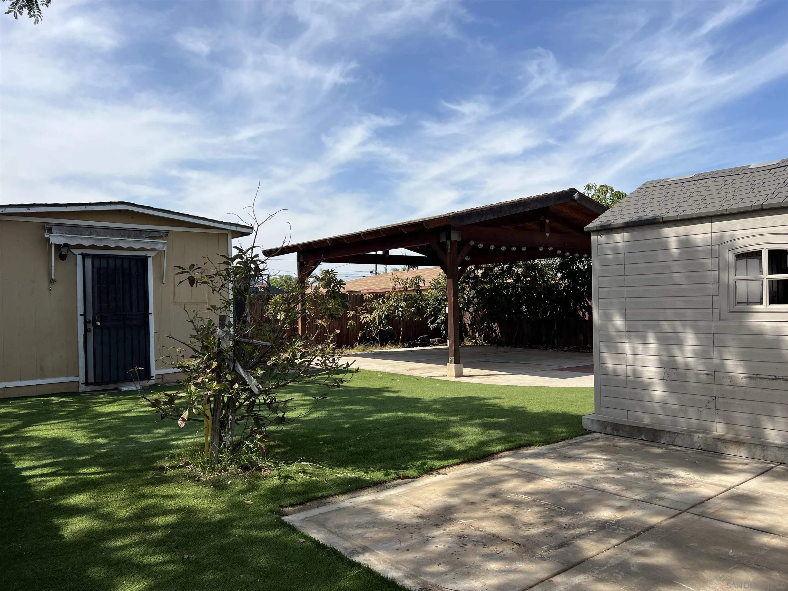 https://cdn.realtyfeed.com/cdn/127/260014486/622030f3f0e32ce61f2340ed13da4bc9.webp