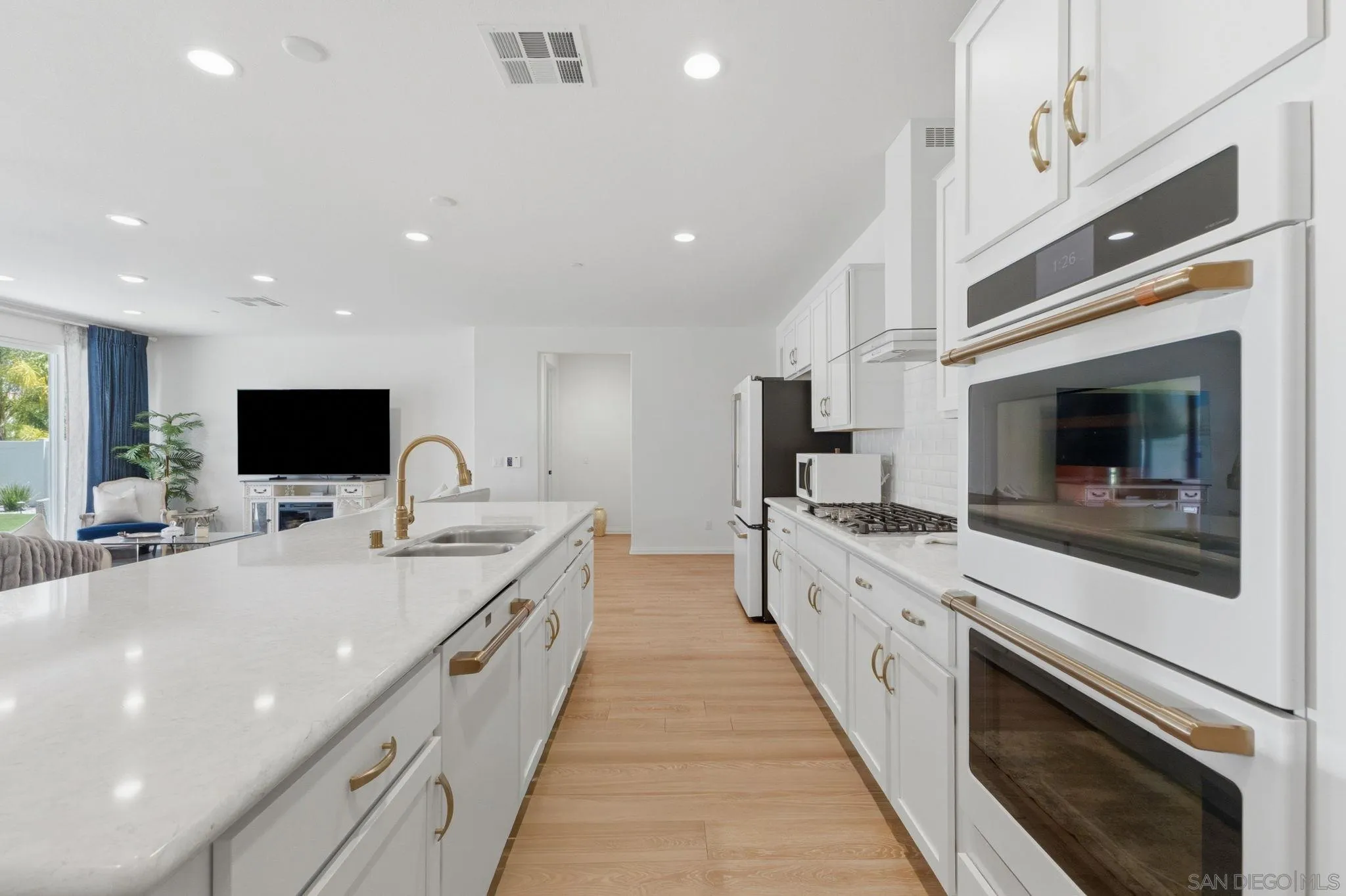 34490 Bloomberry Rd, Murrieta, CA 92563 - Photo 4 of 62, Murrieta, CA